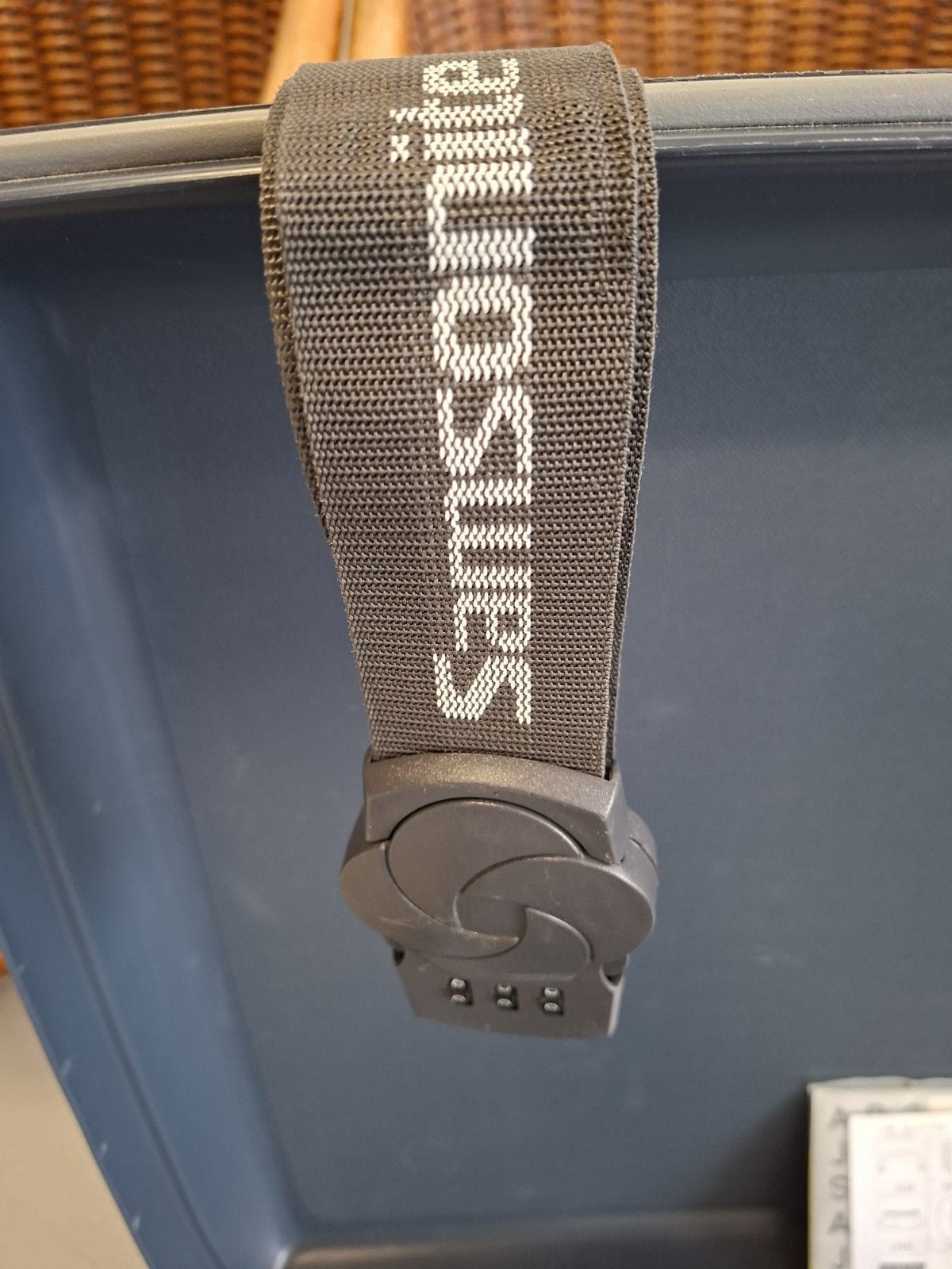 Samsonite hardcover koffer met 2 wieltjes, Ophalen, Zo goed als nieuw, Overige instrumenten