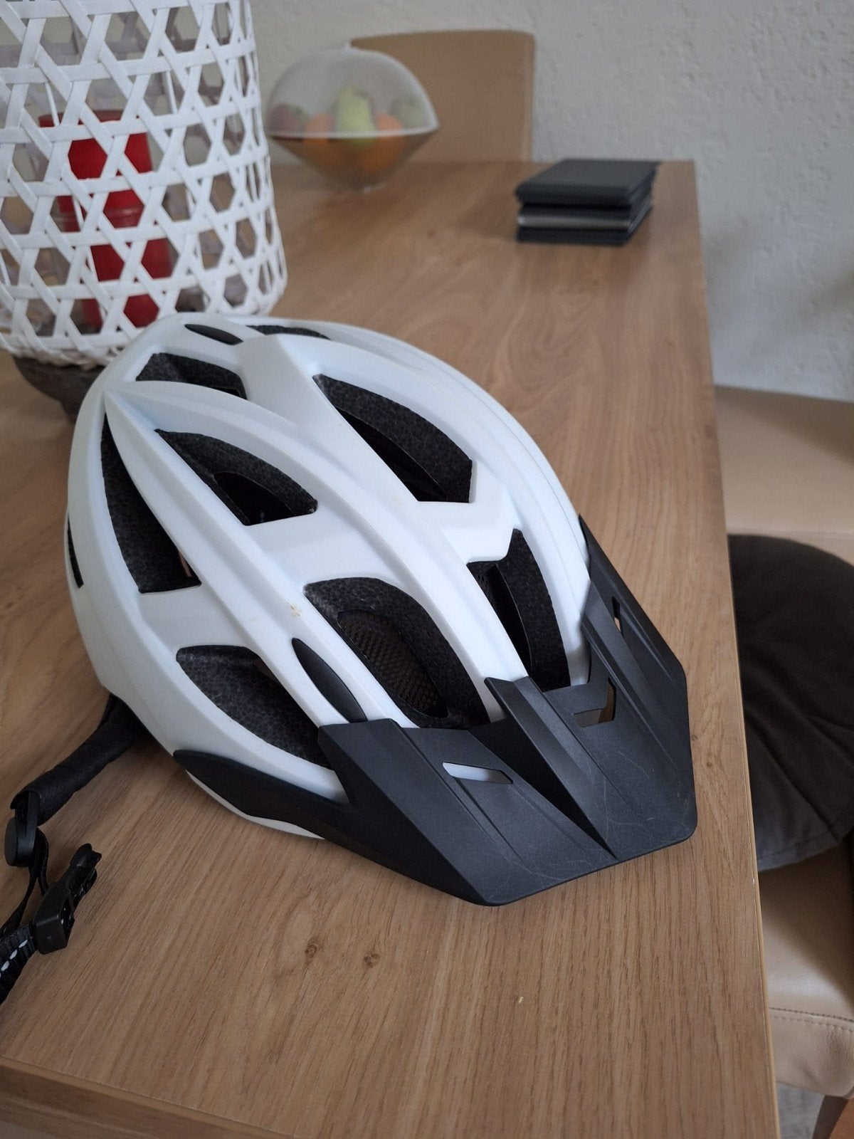 ANWB fietshelm, maat L (58-61cm), slechts 3x gedragen, Ophalen, Zo goed als nieuw, L, ANWB