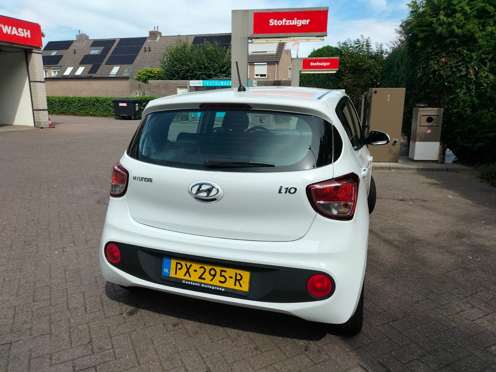 Hyundai i10 1.0i 66pk 2018 Wit, Auto's, Voorwielaandrijving, 4 stoelen, Wit, Origineel Nederlands