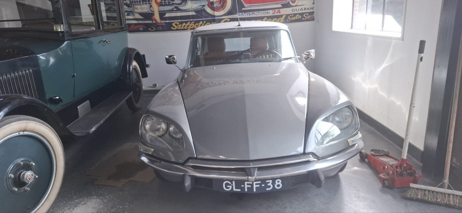 Citroën DS 21 Super 1974 Gerestaureerd in prachtige staat, Auto's, 4 cilinders, DS, Handgeschakeld, Particulier