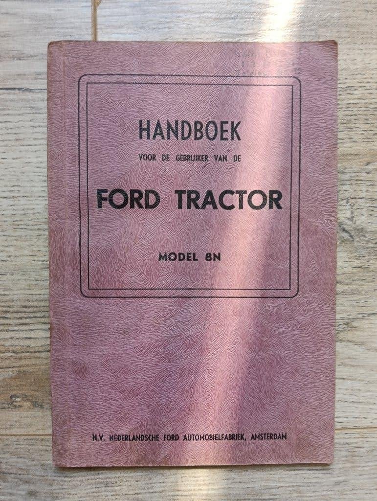 tractor trekker handboek, Ophalen of Verzenden, Gelezen, Overige onderwerpen