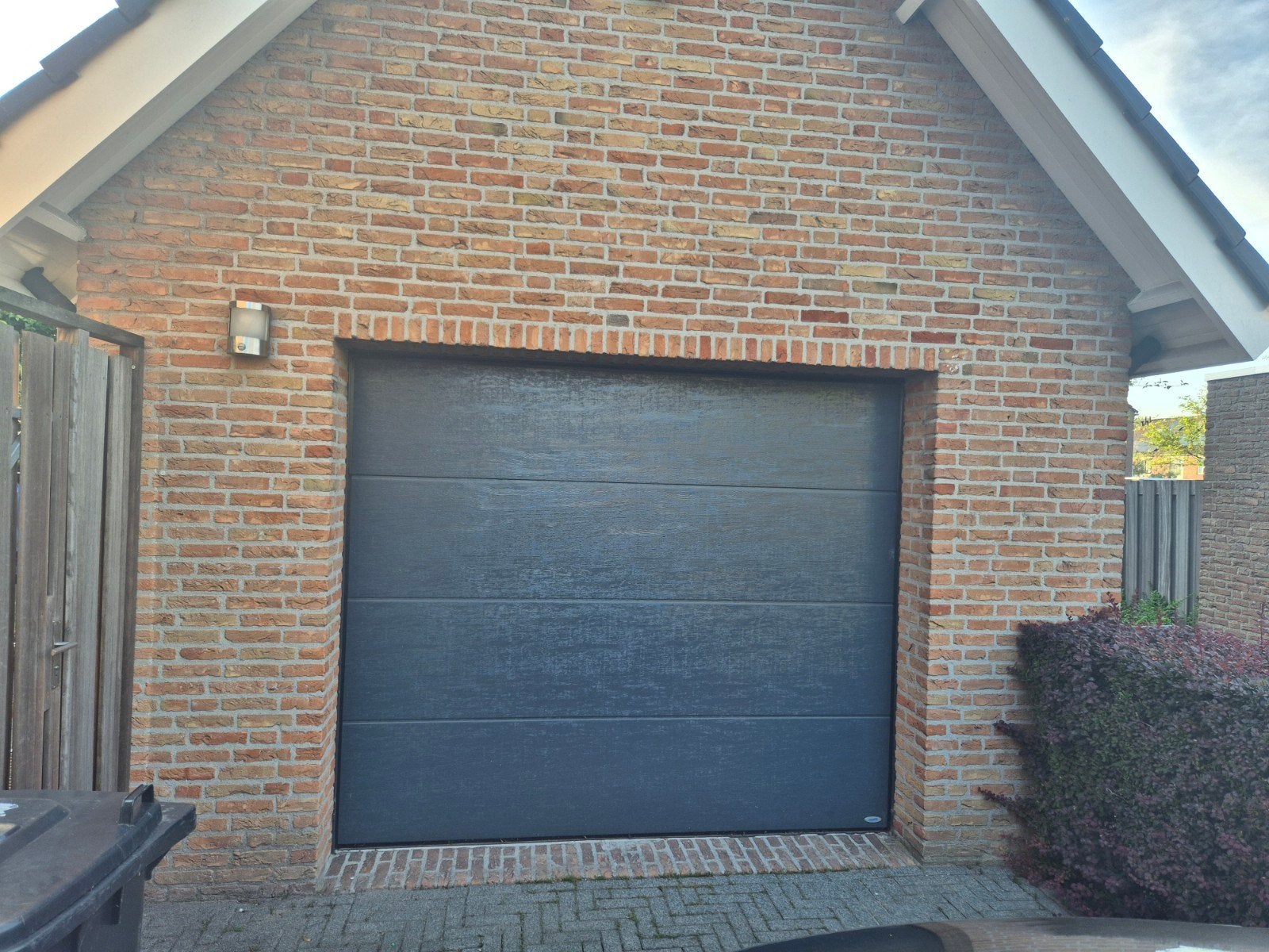 Elektrische roldeur garage, Doe-het-zelf en Verbouw, Deuren en Horren, Gebruikt, Garagedeur, 215 cm of meer, 120 cm of meer, Ophalen of Verzenden