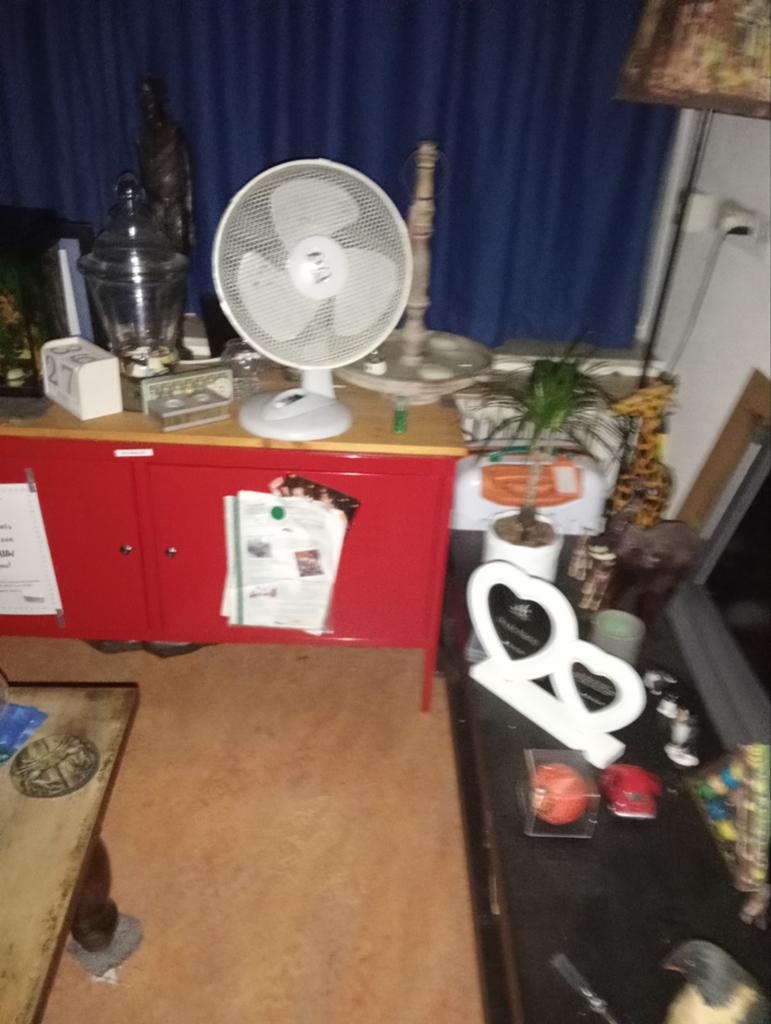 Locker kast, Ophalen, Zo goed als nieuw, Locker kast met sleutel