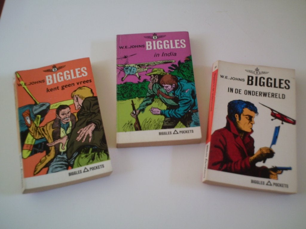 Avontuur en Actie - Drie Biggles pockets., Boeken, Avontuur en Actie, Ophalen of Verzenden, Gelezen