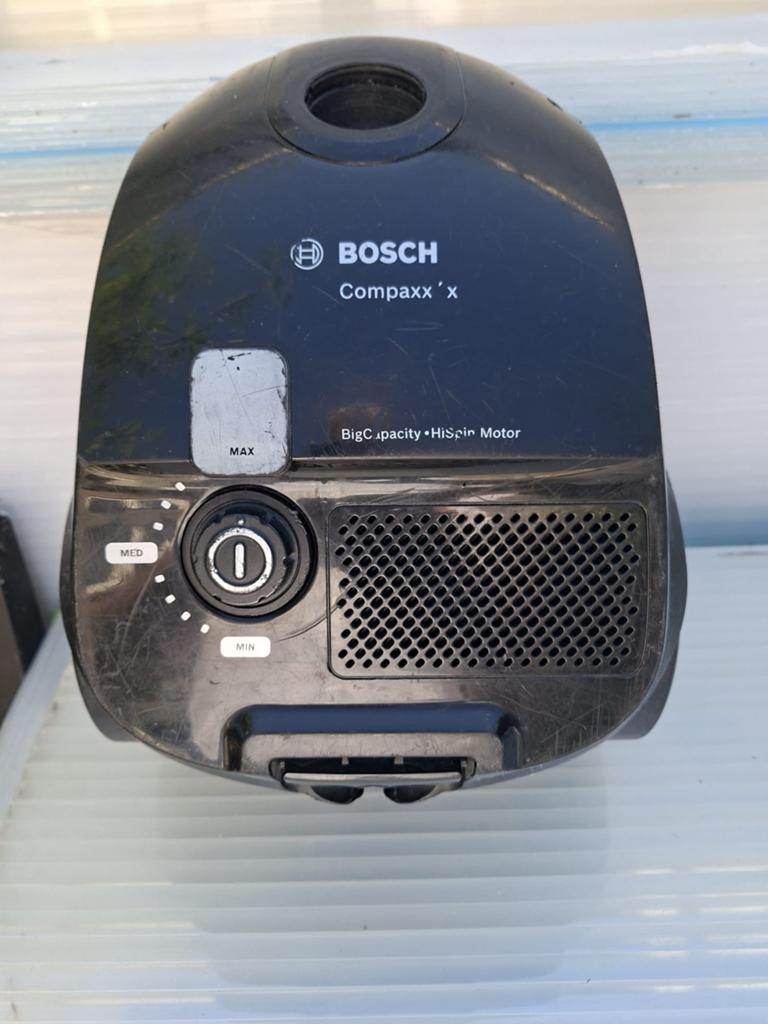 Bosch Compaxx'x stofzuiger (zonder slang), Gebruikt, Bosch, Sledestofzuiger, Regelbare zuigkracht