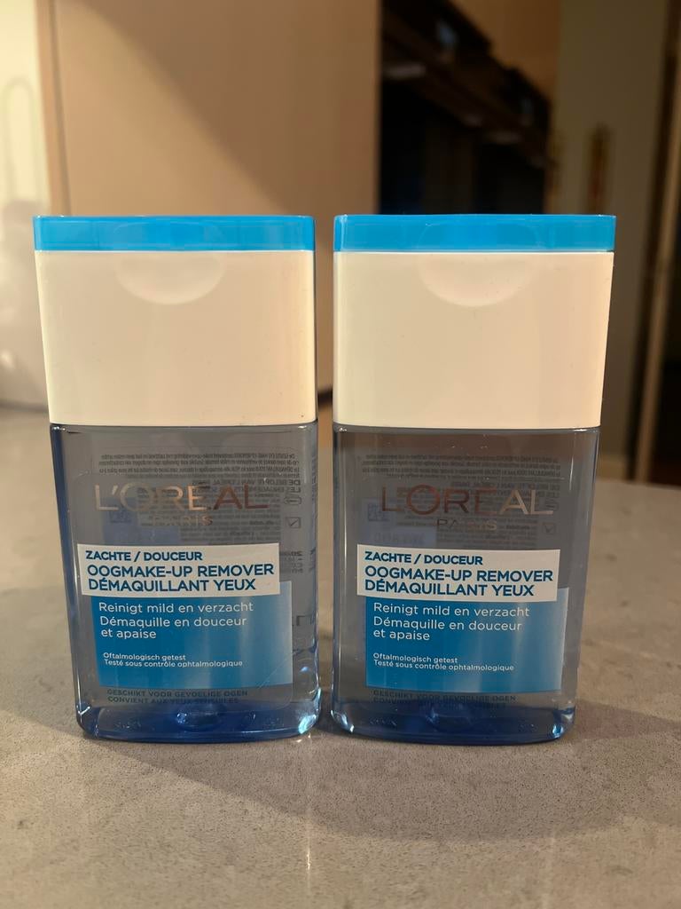 Nieuw: l’oreal eye make up remover, Nieuw, Ophalen of Verzenden, Toebehoren, Overige kleuren