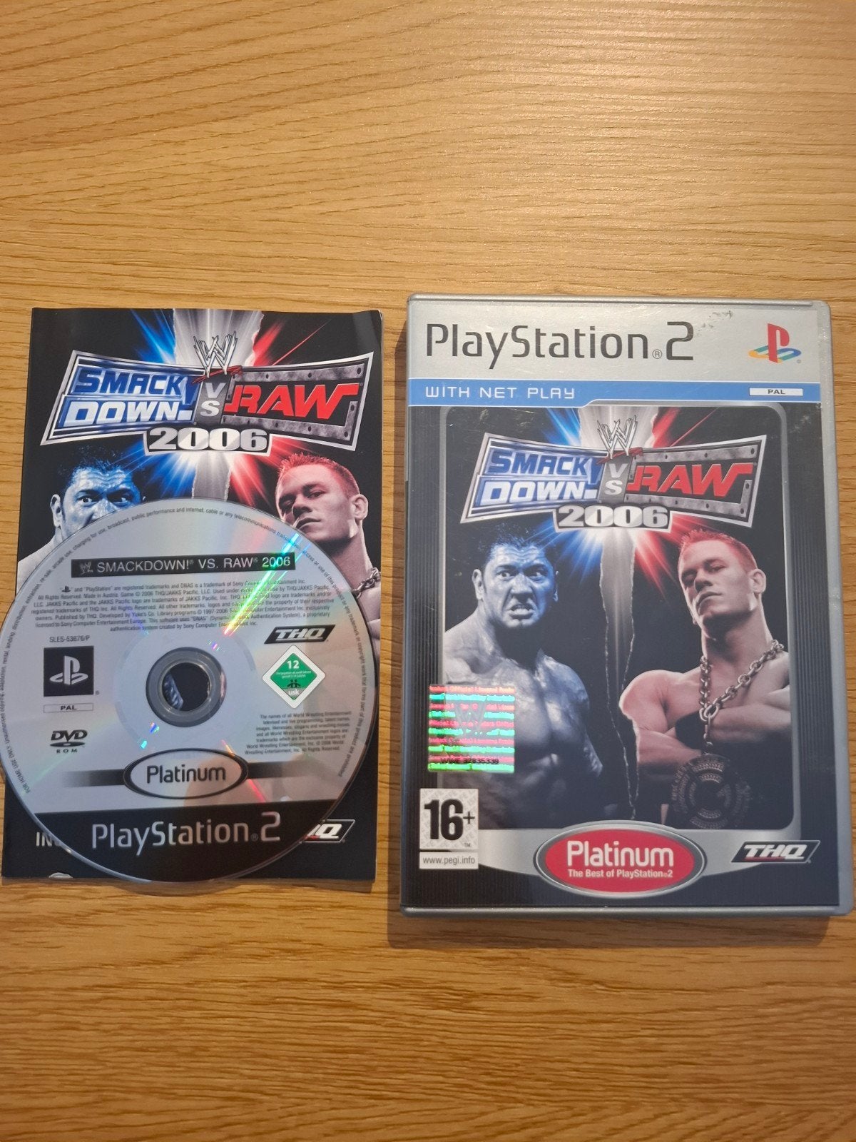 WWE SmackDown vs. Raw 2006 Platinum - PlayStation 2, Spelcomputers en Games, Gebruikt, Vechten, 2 spelers, Ophalen of Verzenden