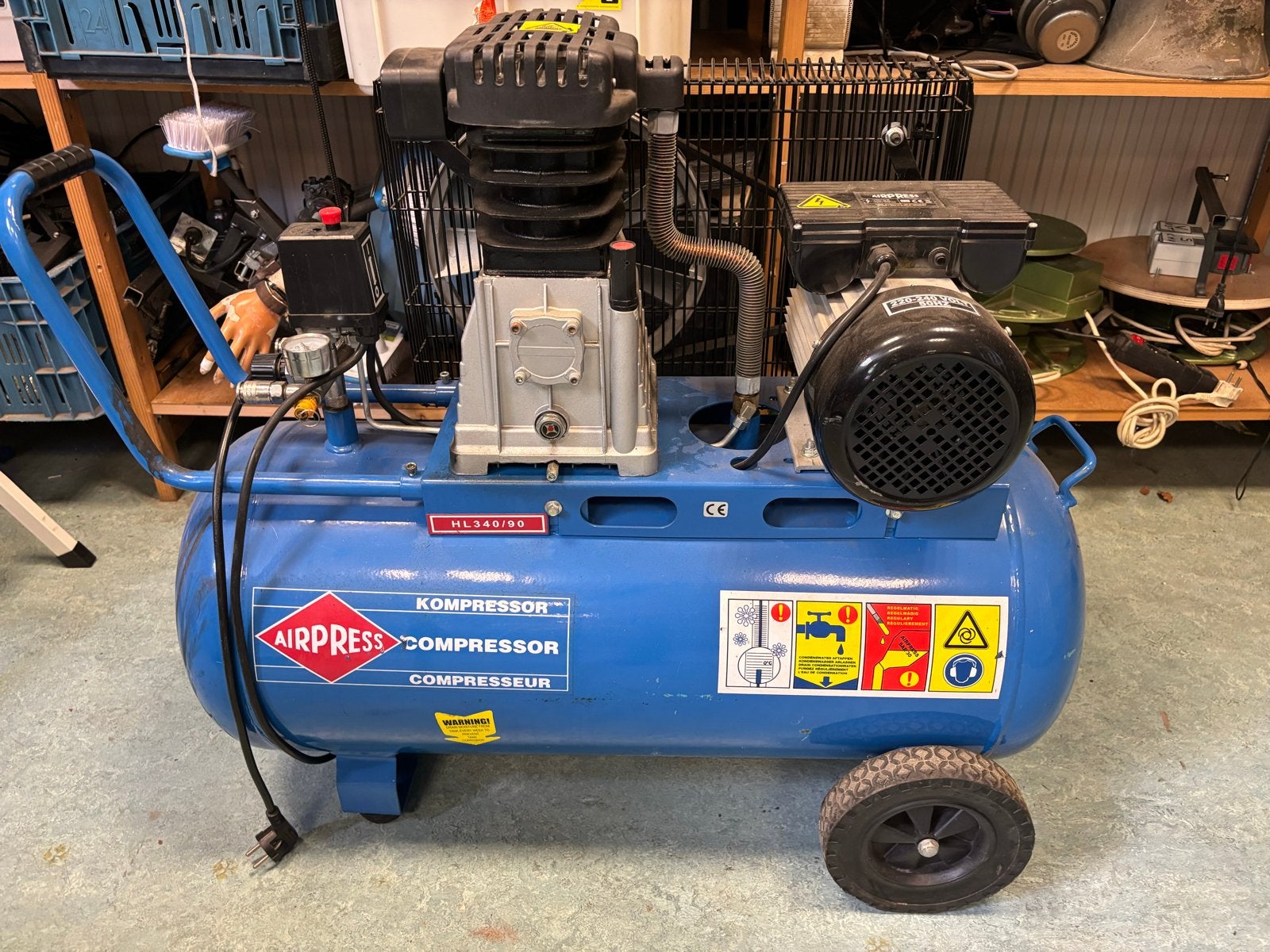 Airpress HO340/90 Compressor - Werkt naar behoren, Gebruikt, 10 bar of meer, Ophalen of Verzenden, 25 tot 100 liter