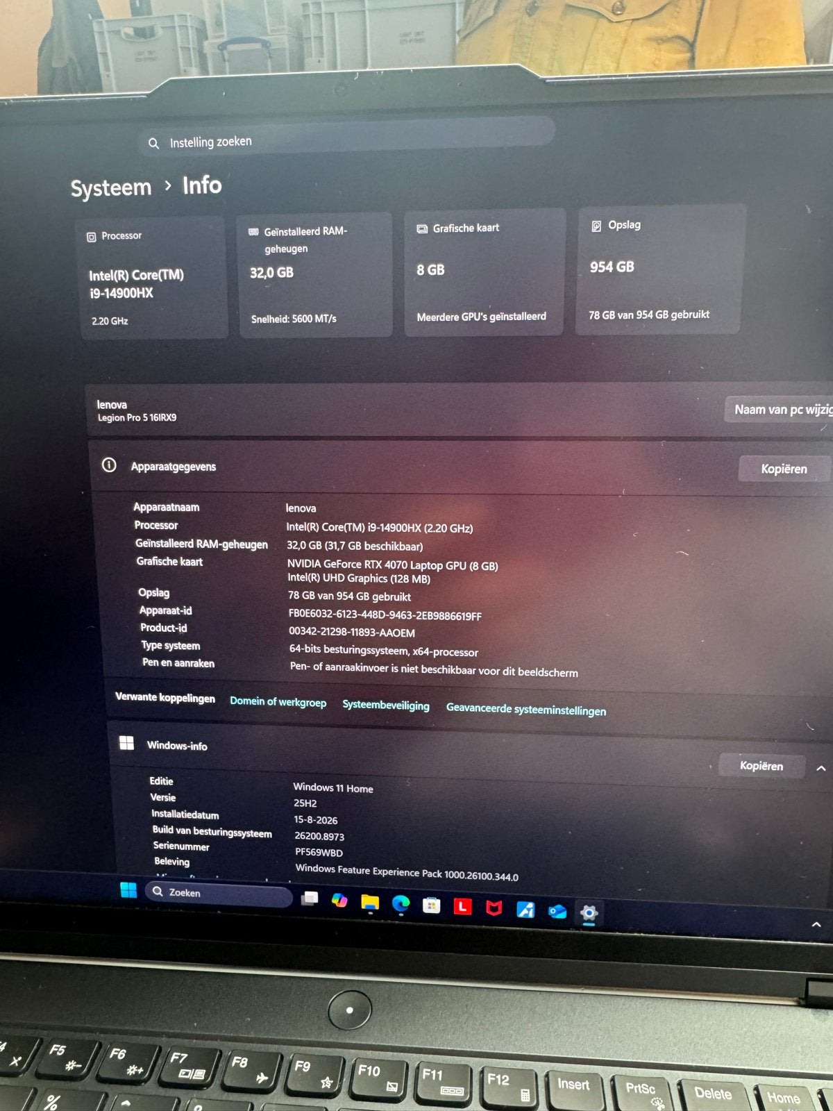 Lenovo Legion Pro 5i Gen 9 - i9-14900HX, RTX 4070, 32GB RAM, Ophalen, Met videokaart, 2 tot 3 Ghz, Zo goed als nieuw
