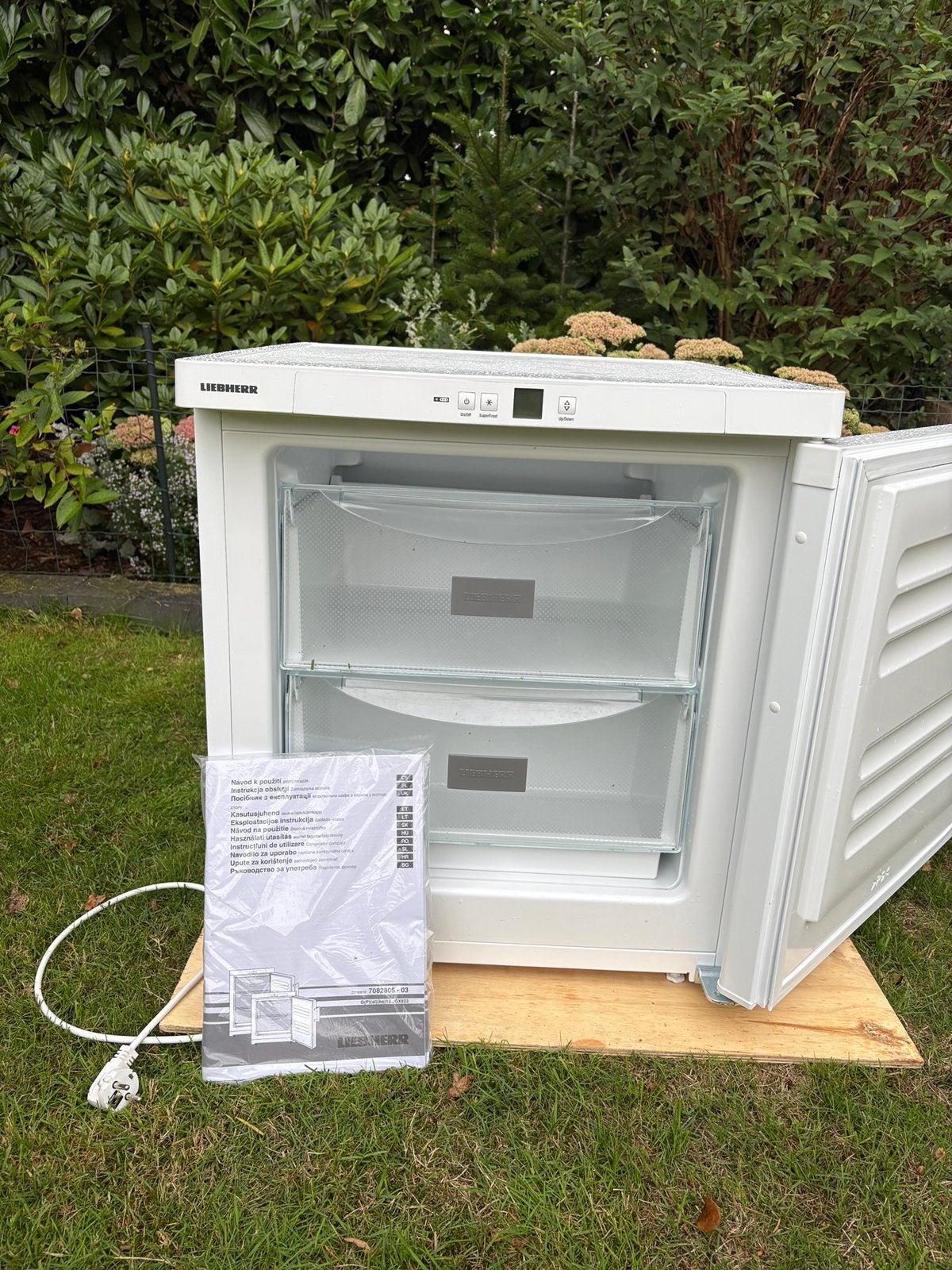 Liebherr compact vriezer 70 Liter inhoud, als nieuw!, Minder dan 85 cm, Zo goed als nieuw, Ophalen, Vrieskast