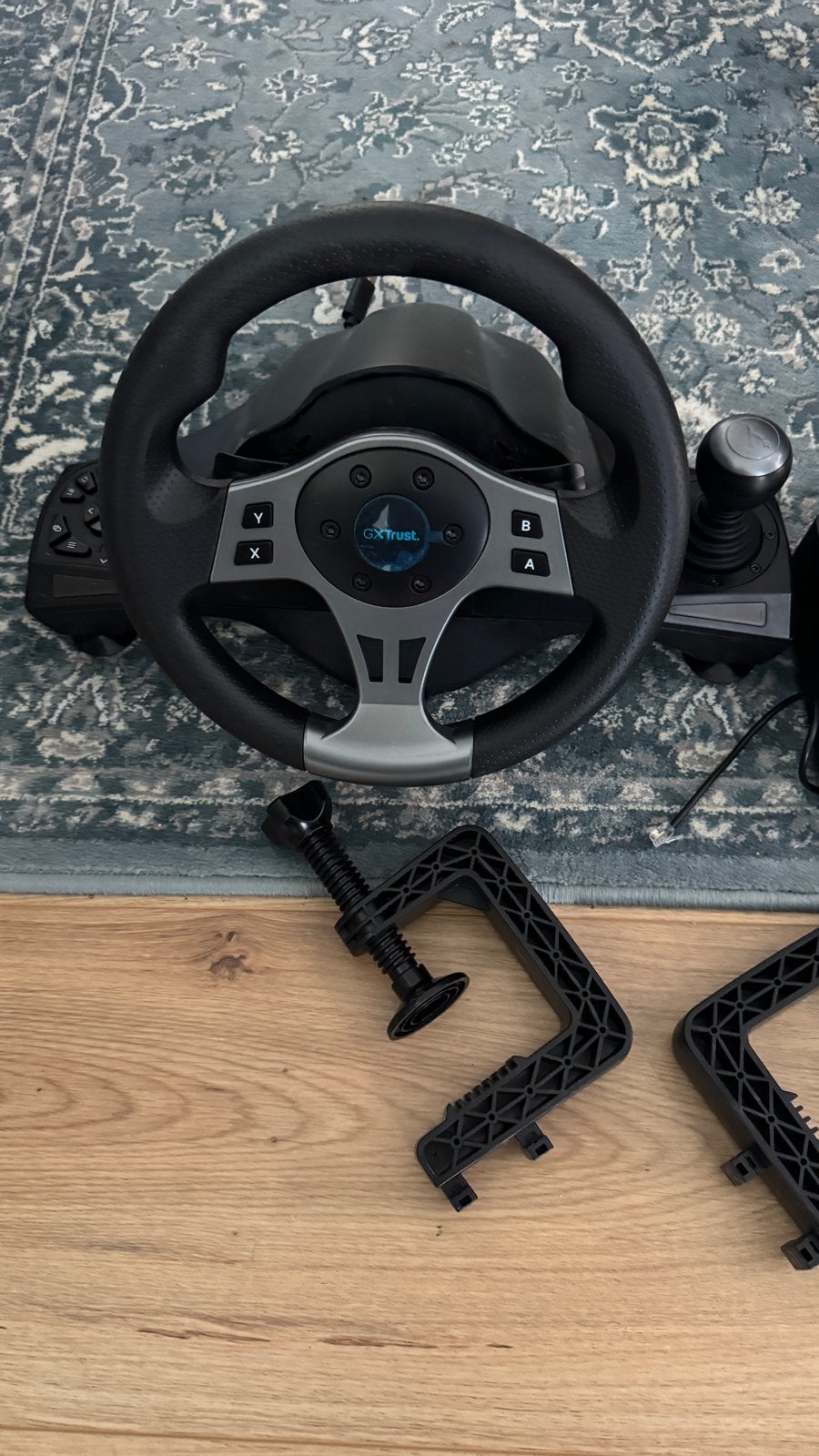 Trust GXT 288 Racing Wheel met pedalen en schakelpook, Racestuur, Ophalen of Verzenden, Zo goed als nieuw, PC