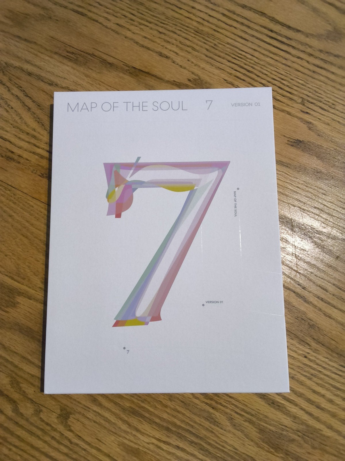 BTS - Map of the Soul: 7 (diverse versies), Cd's en Dvd's, Cd's | Pop, Zo goed als nieuw, K-pop, Album, Inclusief boekje, Inclusief doosje