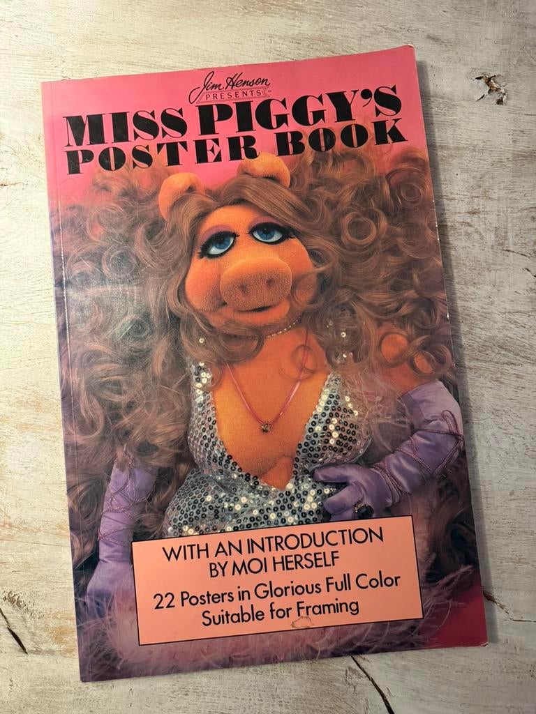 Miss piggy’s poster book Jim Henson Muppets, Ophalen of Verzenden, Gelezen, Overige onderwerpen