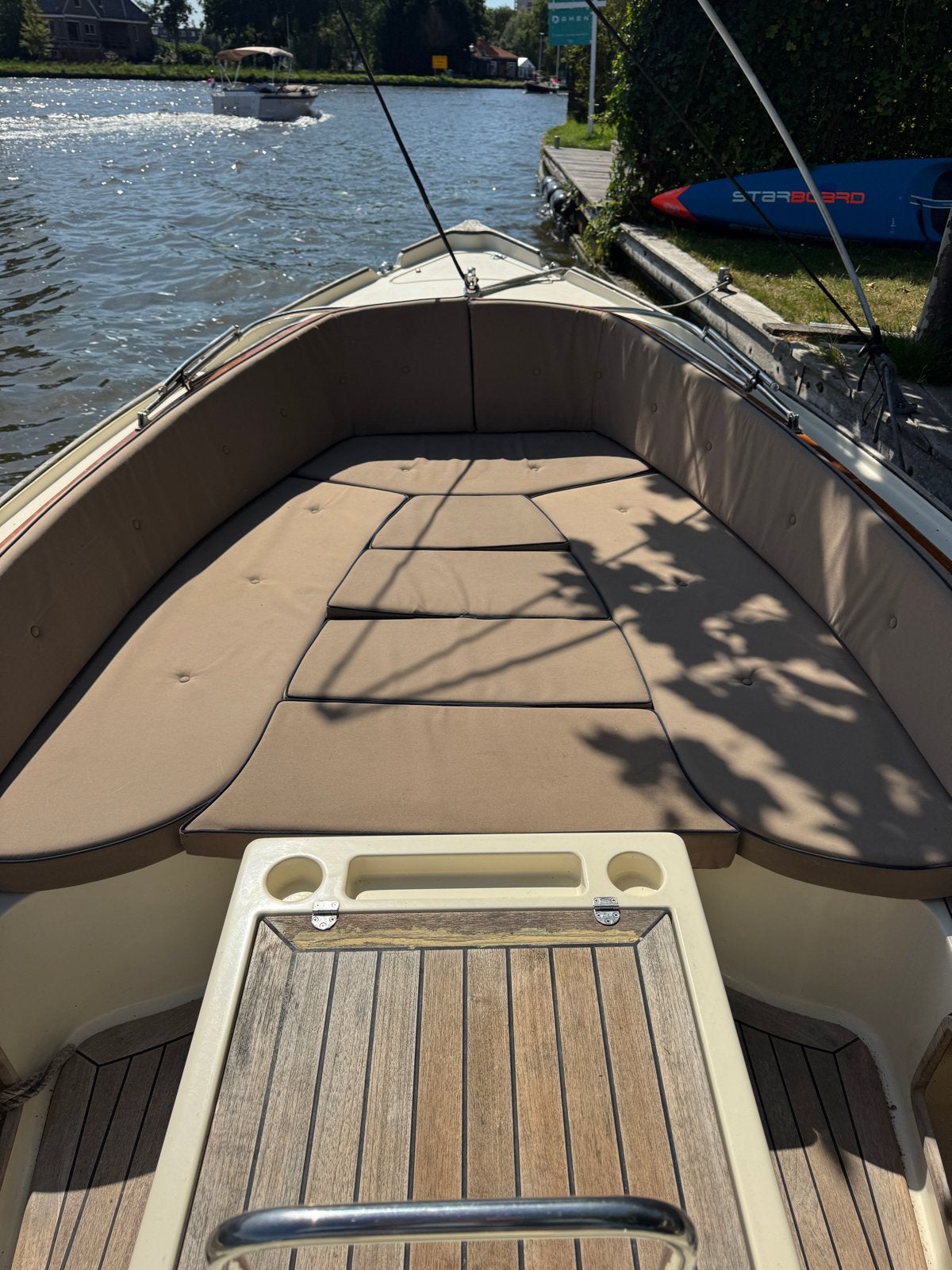 Nette sloep met teak en zonnedek, recent onderhoud, Ophalen, Gebruikt, 29 pk, Binnenboordmotor