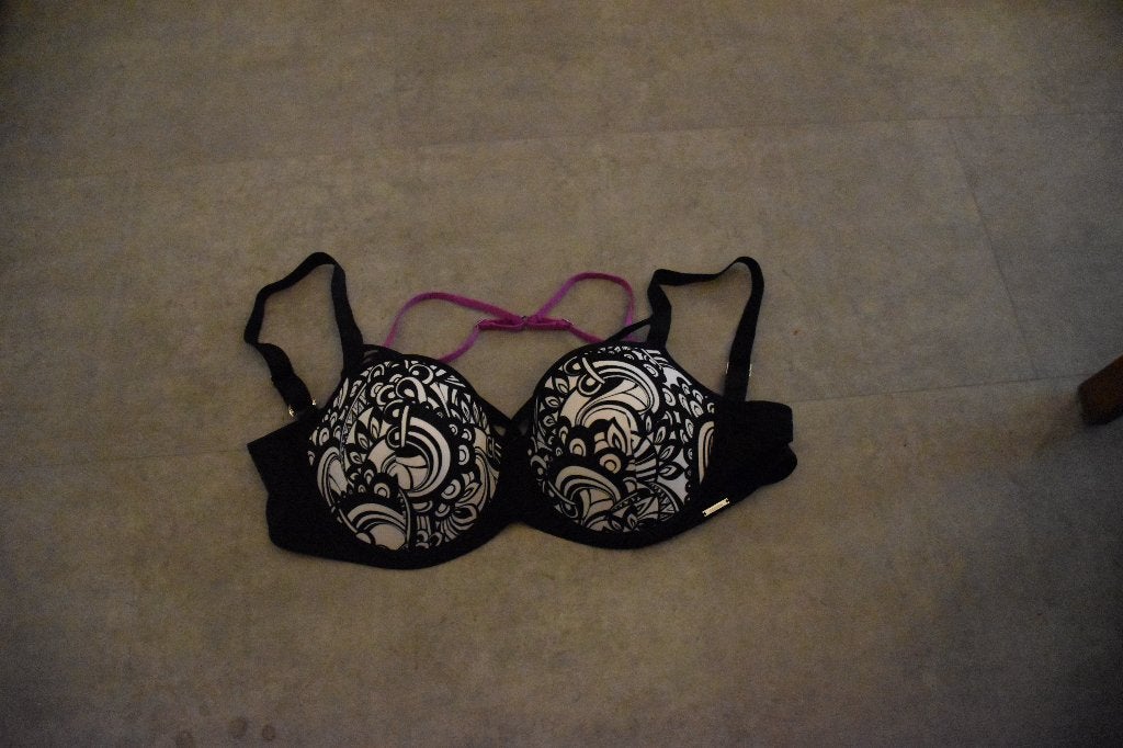 mooie nieuwe bh maat 95 D SAPPH, Sapph, Ophalen of Verzenden, Zwart, BH