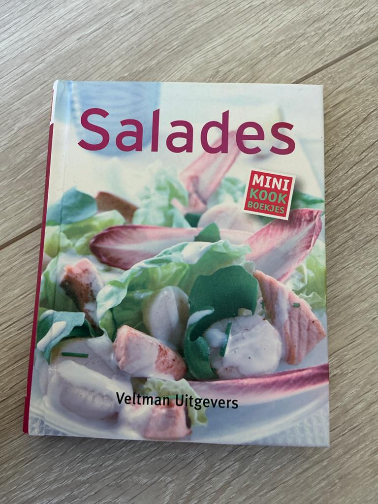 Mini Kookboekje: Salades - Veltman Uitgevers, Voorgerechten en Soepen, Ophalen of Verzenden, Zo goed als nieuw, Gezond koken