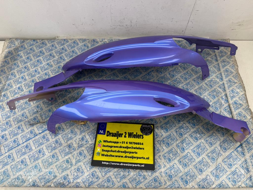 Gilera Stalker violet achterkappen NIEUW NOS, Ophalen