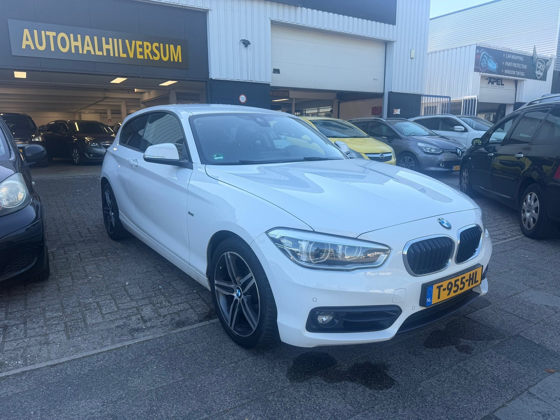 BMW 1-serie 118i Corporate Lease M Sport AUTOMAAT, Auto's, Gebruikt, Euro 6, 1290 kg, 4 stoelen