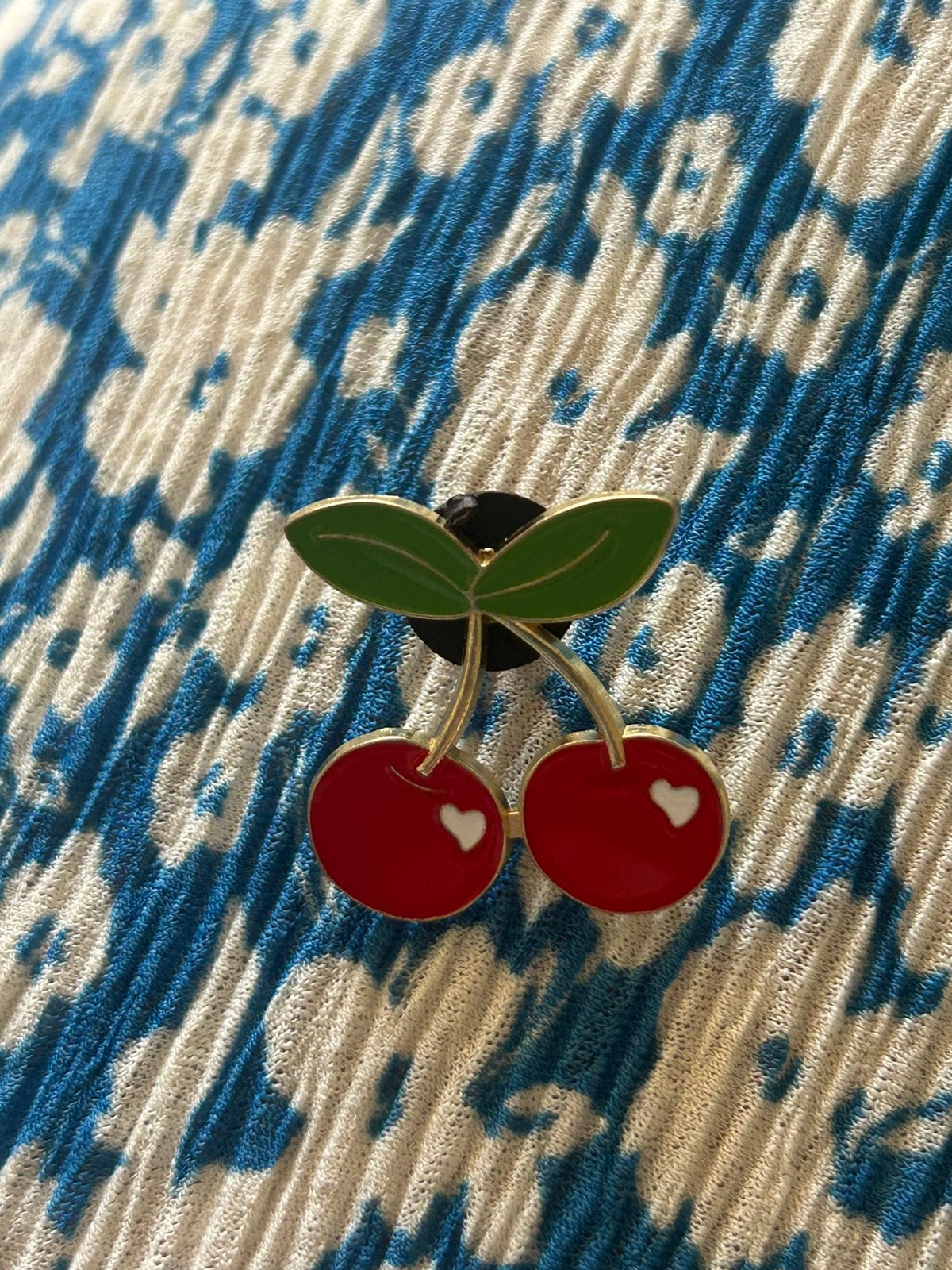 Pin kersen, Ophalen of Verzenden, Nieuw, Minder dan 4 cm, Overige materialen