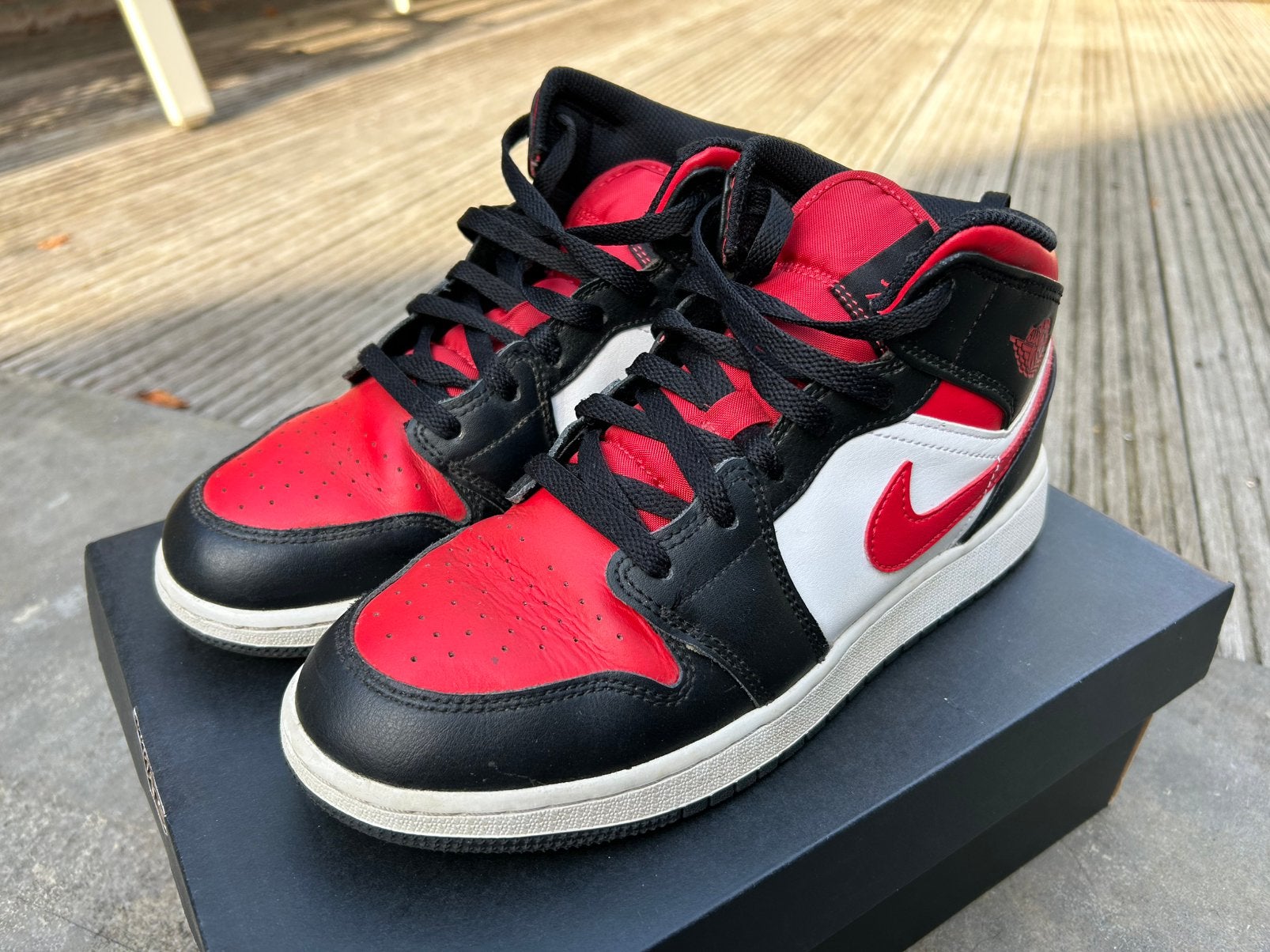 Air Jordan 1 Mid, maat 39 / 7y, Gebruikt, Jongen of Meisje, Schoenen, Ophalen of Verzenden