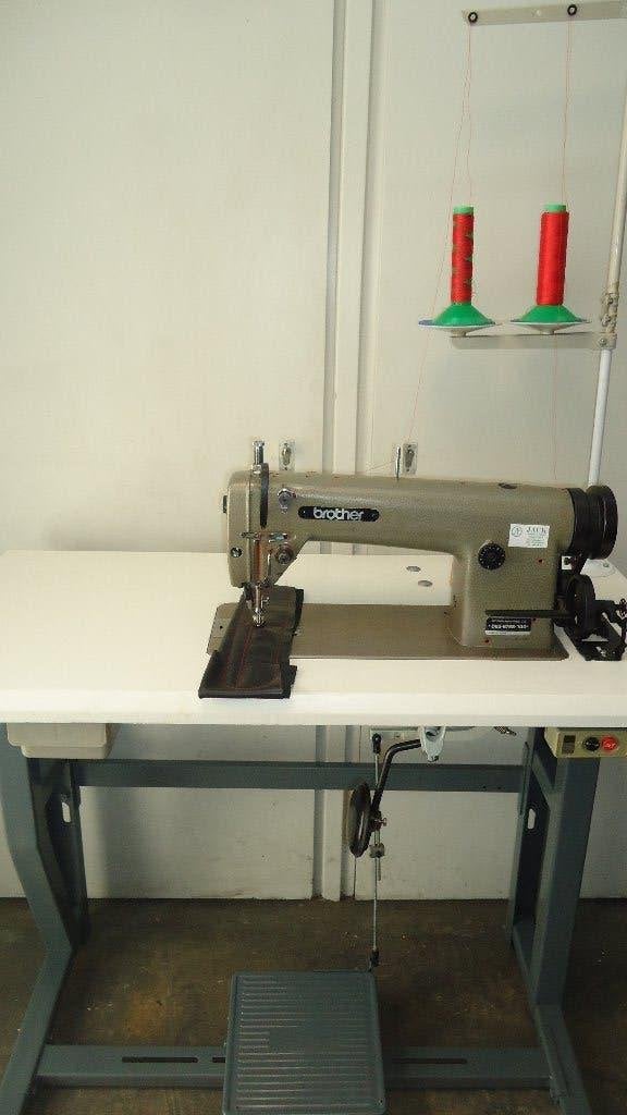 Industrie Naaimachine Brother Dubbeltransport
