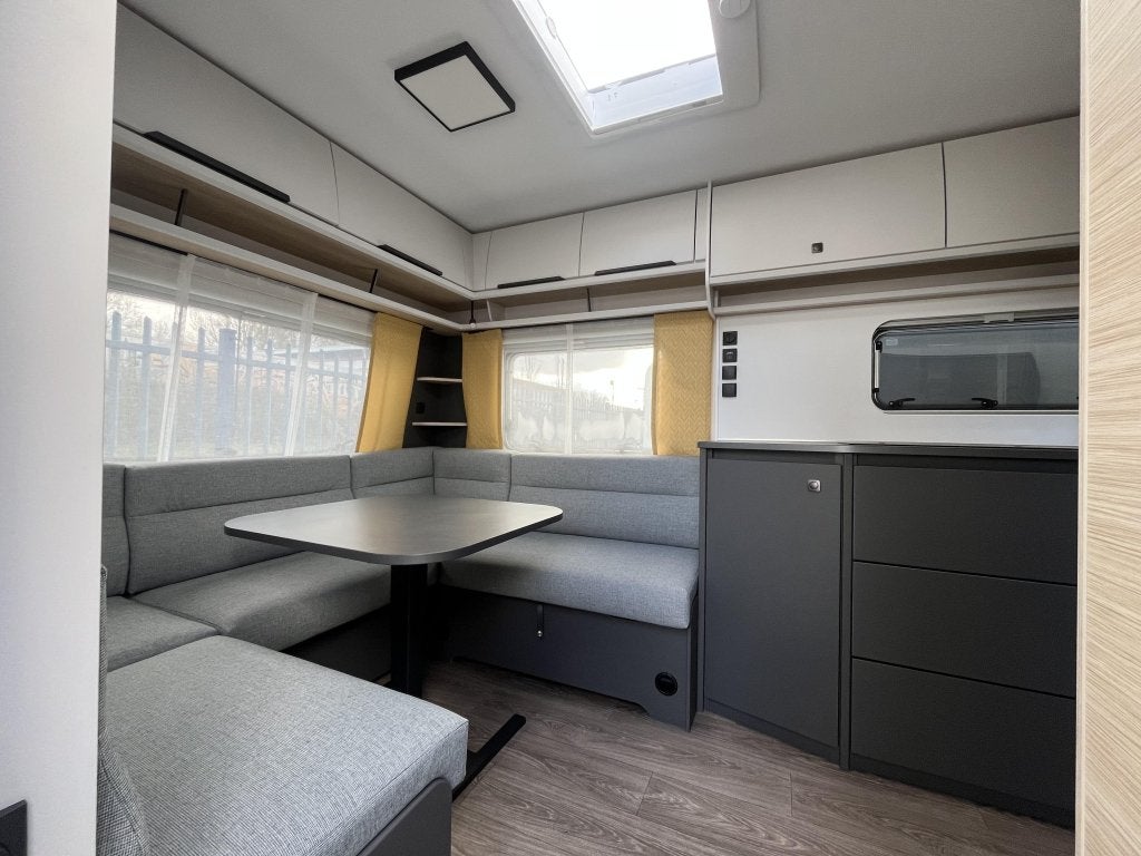 Fendt Apero 495 SFB, Caravans en Kamperen, Rondzit, Overige typen, Bedrijf, Fendt