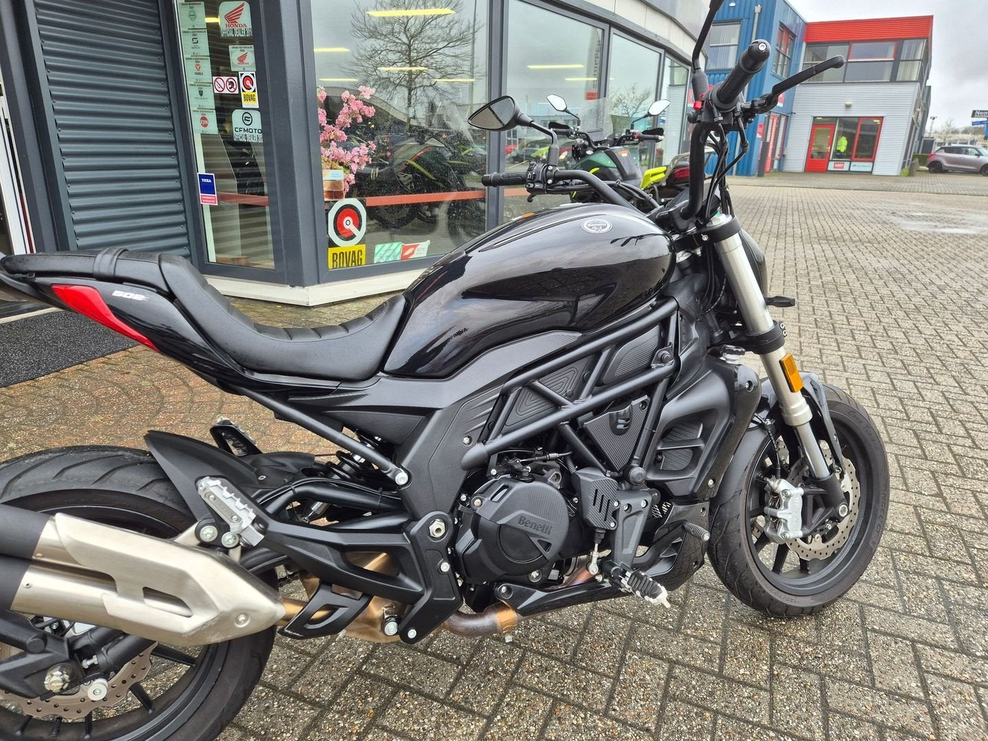 BENELLI 502 C (bj 2022) 1,979 km, Motoren, 2 cilinders, Bedrijf, Onbekend, BENELLI