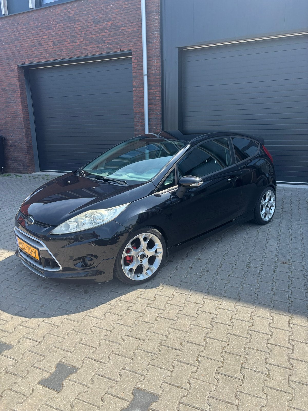 Ford Fiësta 1.6 Ti-vct 88KW 3DR 2009 Zwart, 1596 cc, 4 cilinders, Zwart, Handgeschakeld