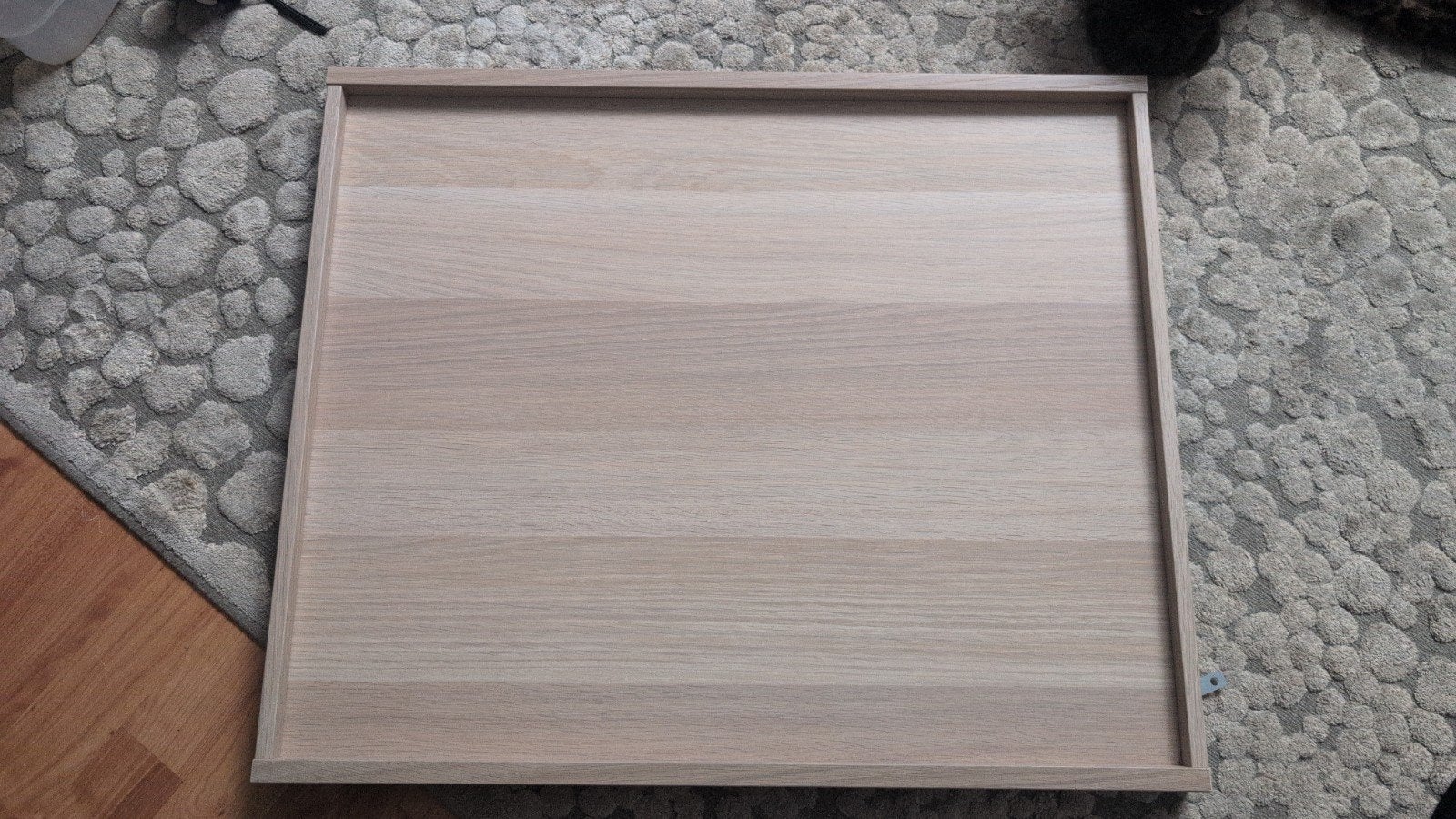 IKEA KOMPLEMENT Uittrekbare plank, wit gelazuurd eikeneffect, Huis en Inrichting, Kasten | Kledingkasten, Ophalen, Met plank(en)