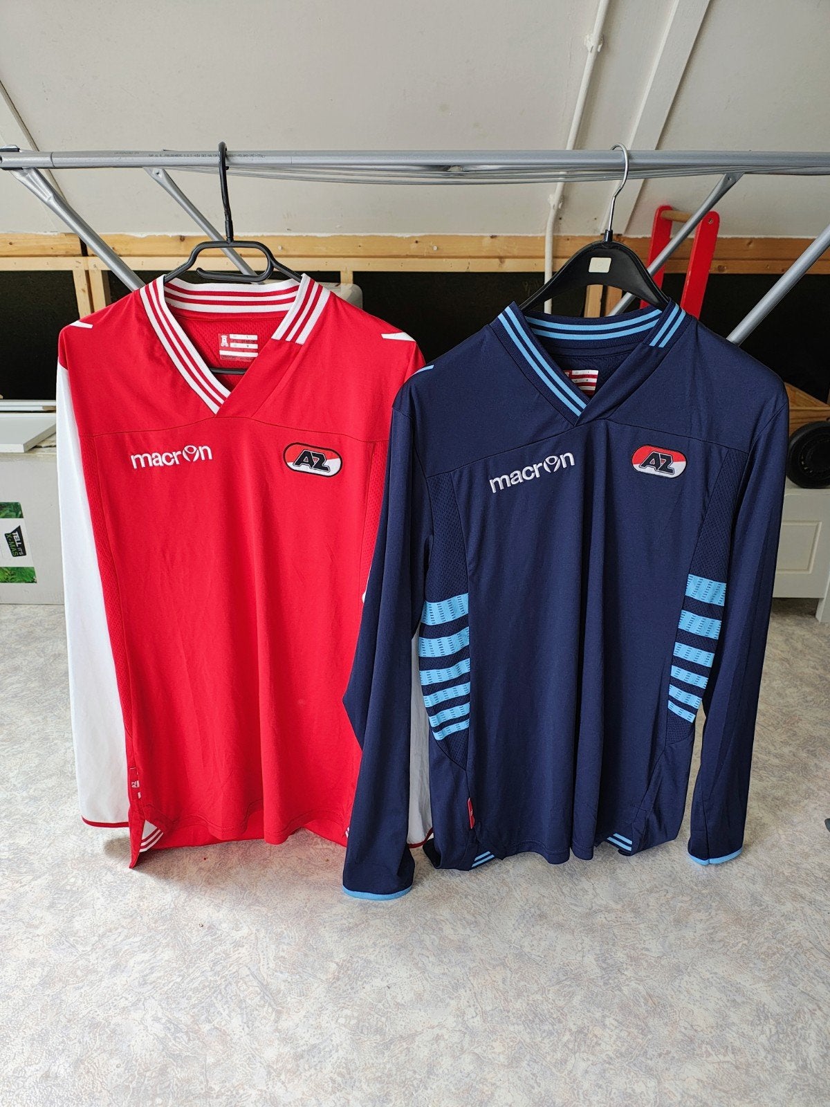 AZ shirts maat L, Maat 52/54 (L), Ophalen of Verzenden, Voetbal, Rood