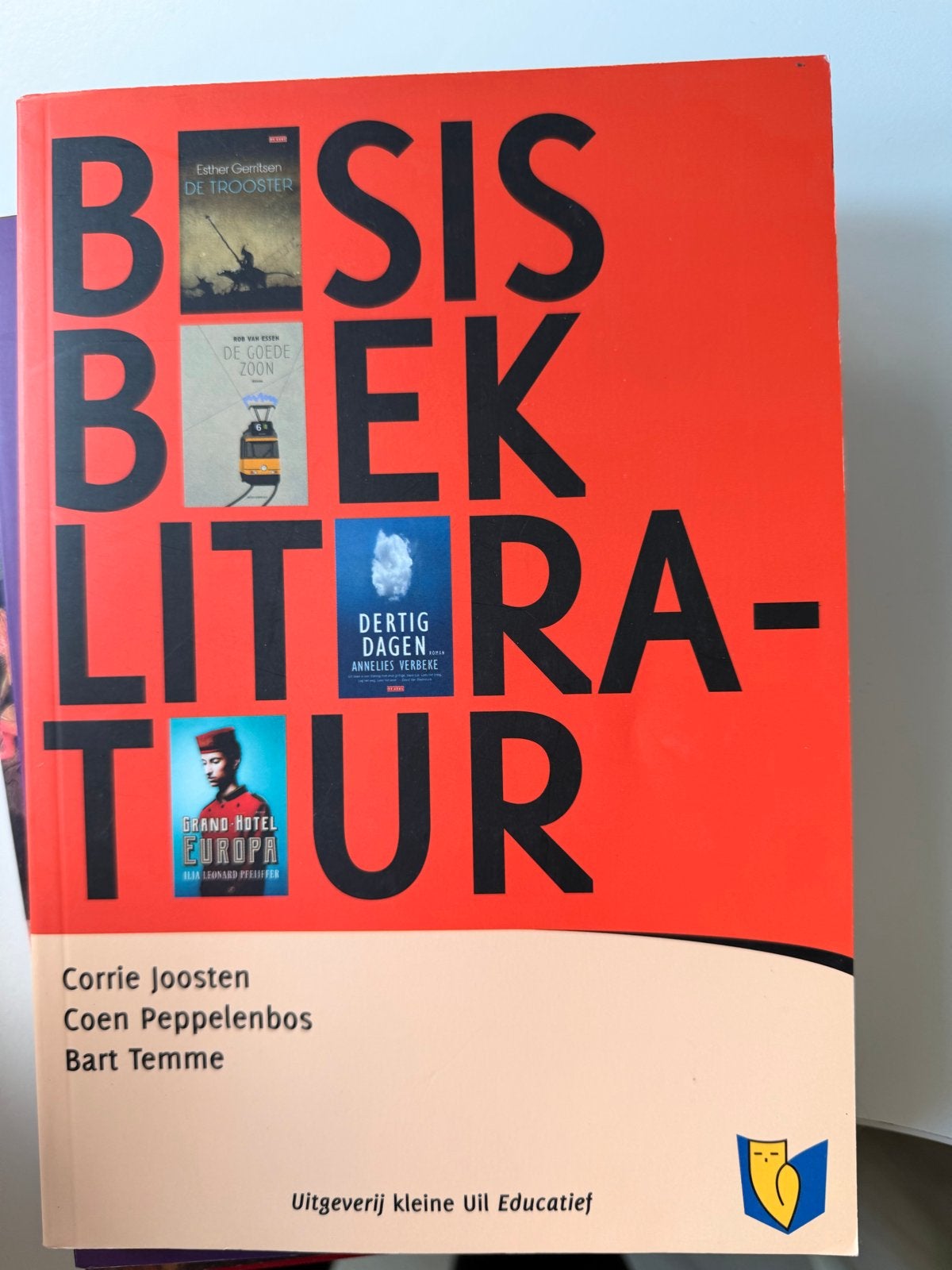 Basisboek Literatuur - Corrie Joosten e.a., Ophalen of Verzenden, Zo goed als nieuw, Nederland