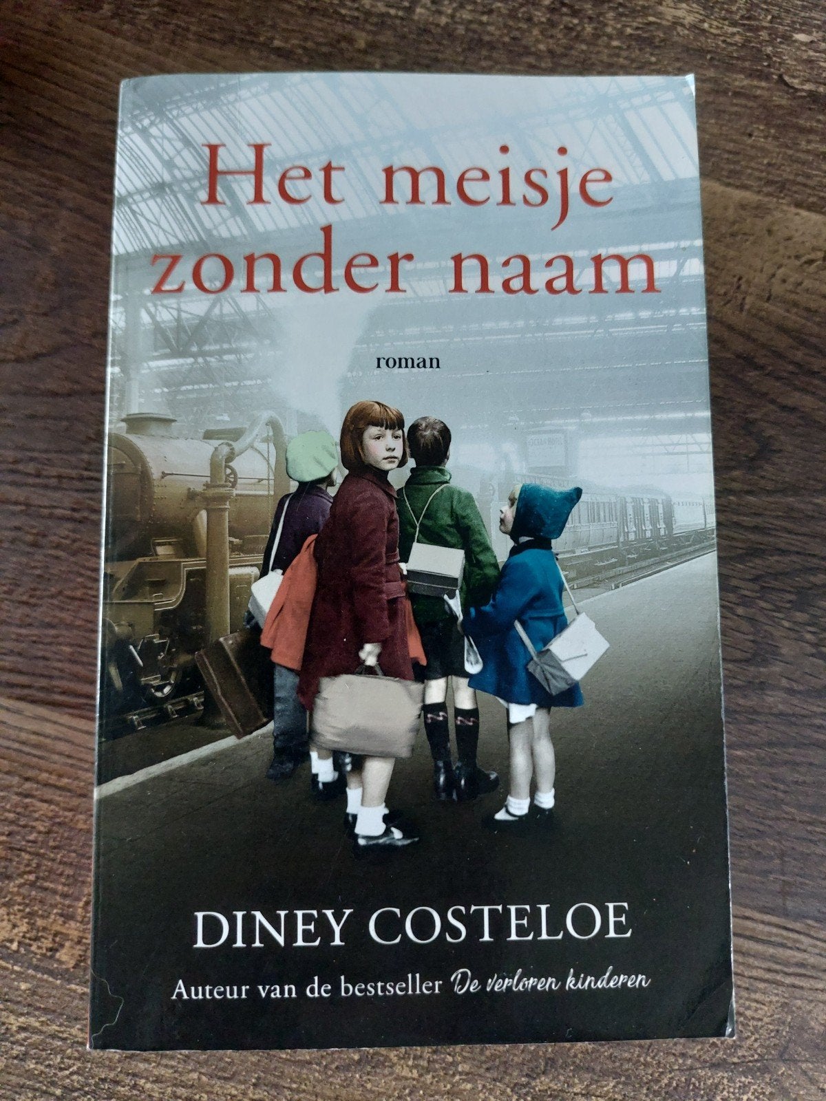 Het meisje zonder naam Diney Costeloe, Verzenden