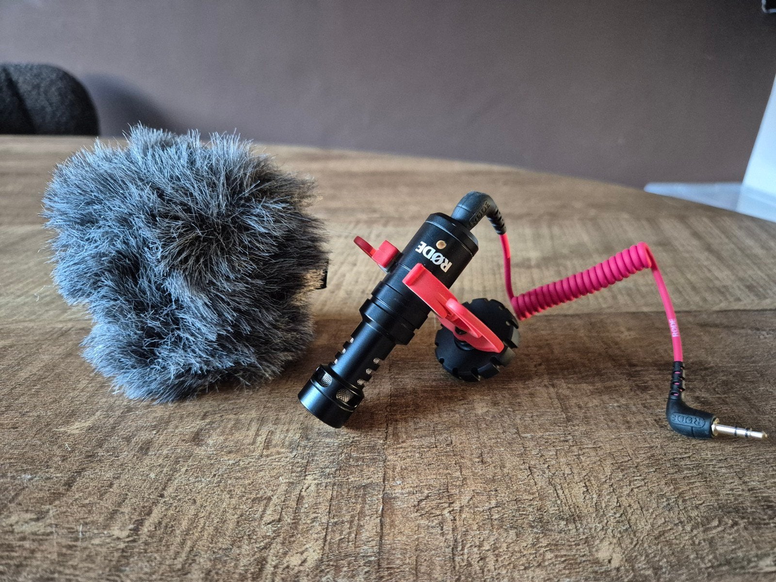 Rode VideoMicro met Deadcat en Ulanzi PT-3, Ophalen of Verzenden, Zo goed als nieuw, Instrumentmicrofoon