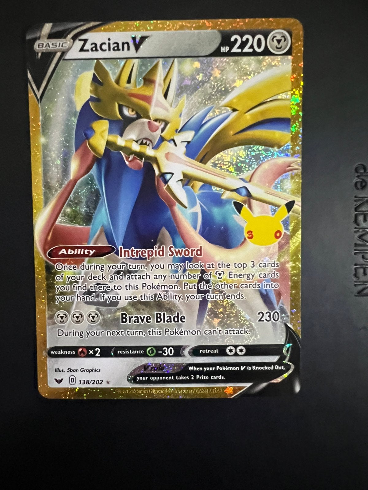 ️ Zacian V 138/202 – 30th Anniversary | Hit, Ophalen of Verzenden, Nieuw