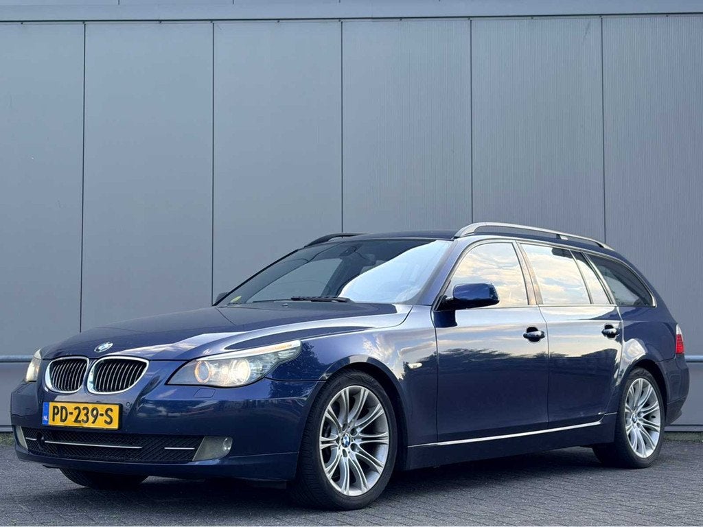 2007 BMW 5-serie automaat 6 cilinder 530i Personenauto, Auto's, BMW, Achterwielaandrijving, Gebruikt, 2000 kg, Blauw