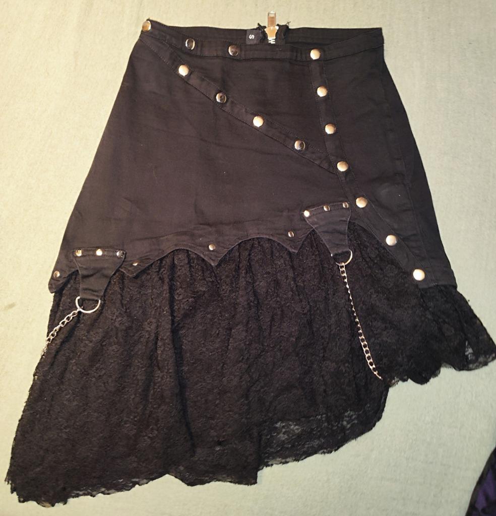 Gothicana by EMP Zwarte Rok met Kant en Kettingen, Zwart, Ophalen of Verzenden, Gothicana by EMP, Maat 36 (S)