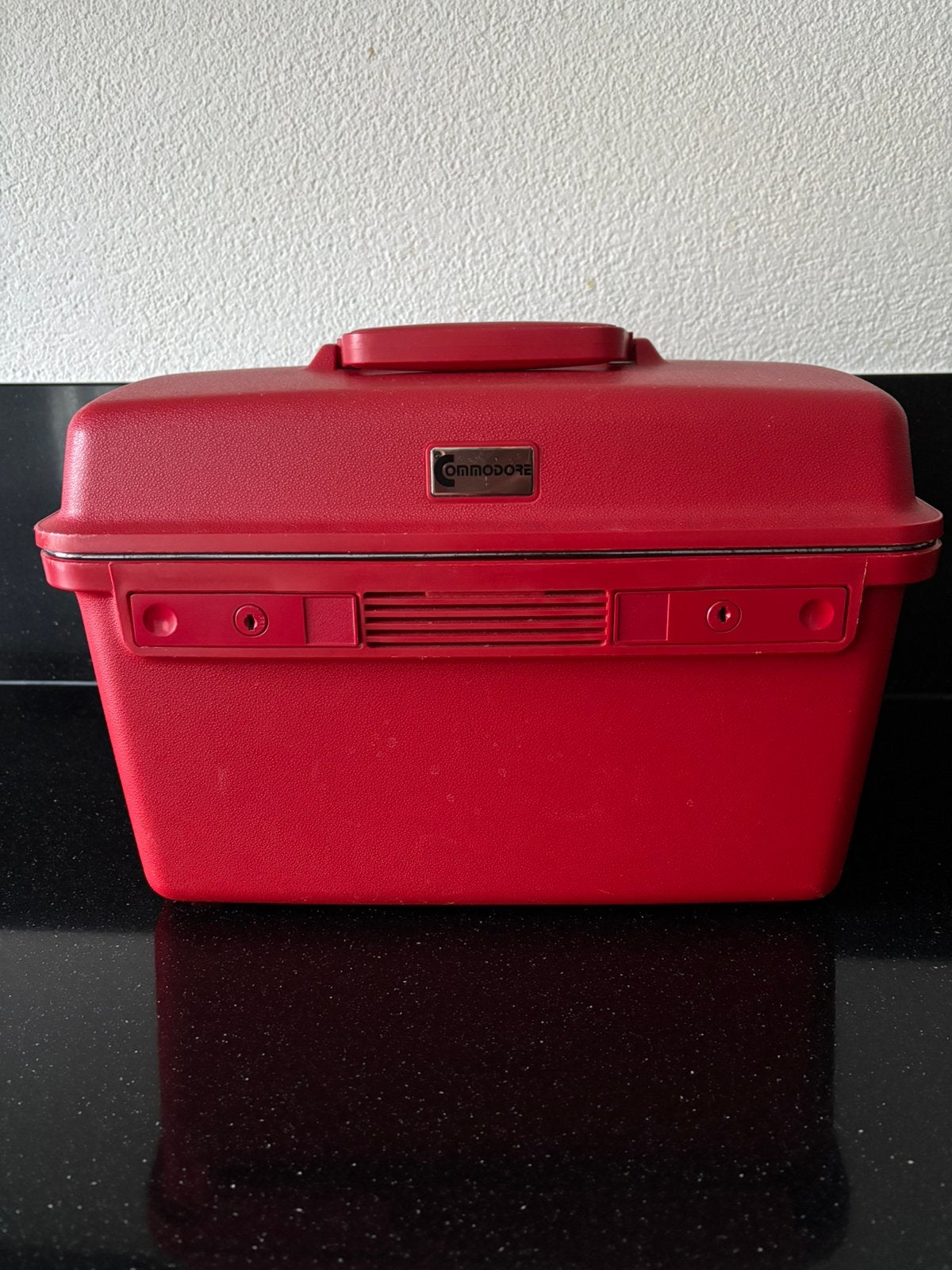Rode Commodore vintage beautycase / hardcase met accessoires, Gebruikt, Met slot, Ophalen of Verzenden, Hardcase