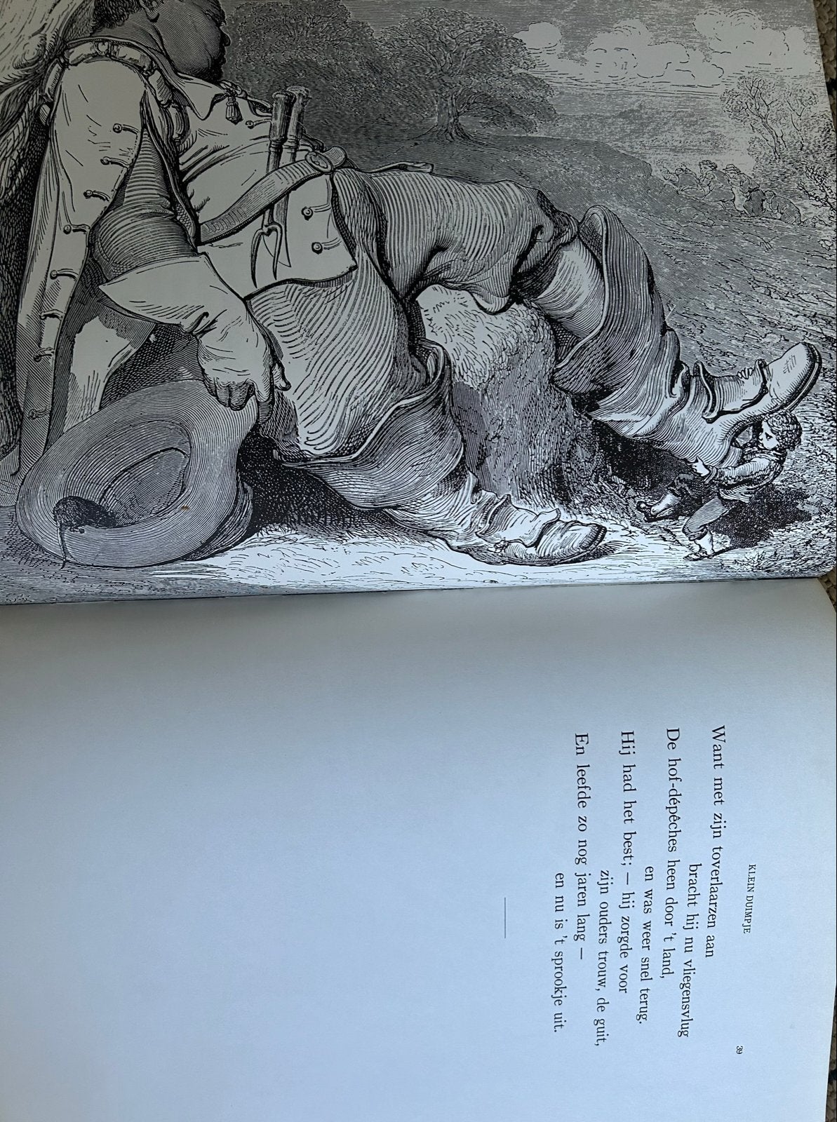De Sprookjes van Moeder de Gans - Geïllustreerd door Gustave, Boeken, Ophalen of Verzenden, Gelezen