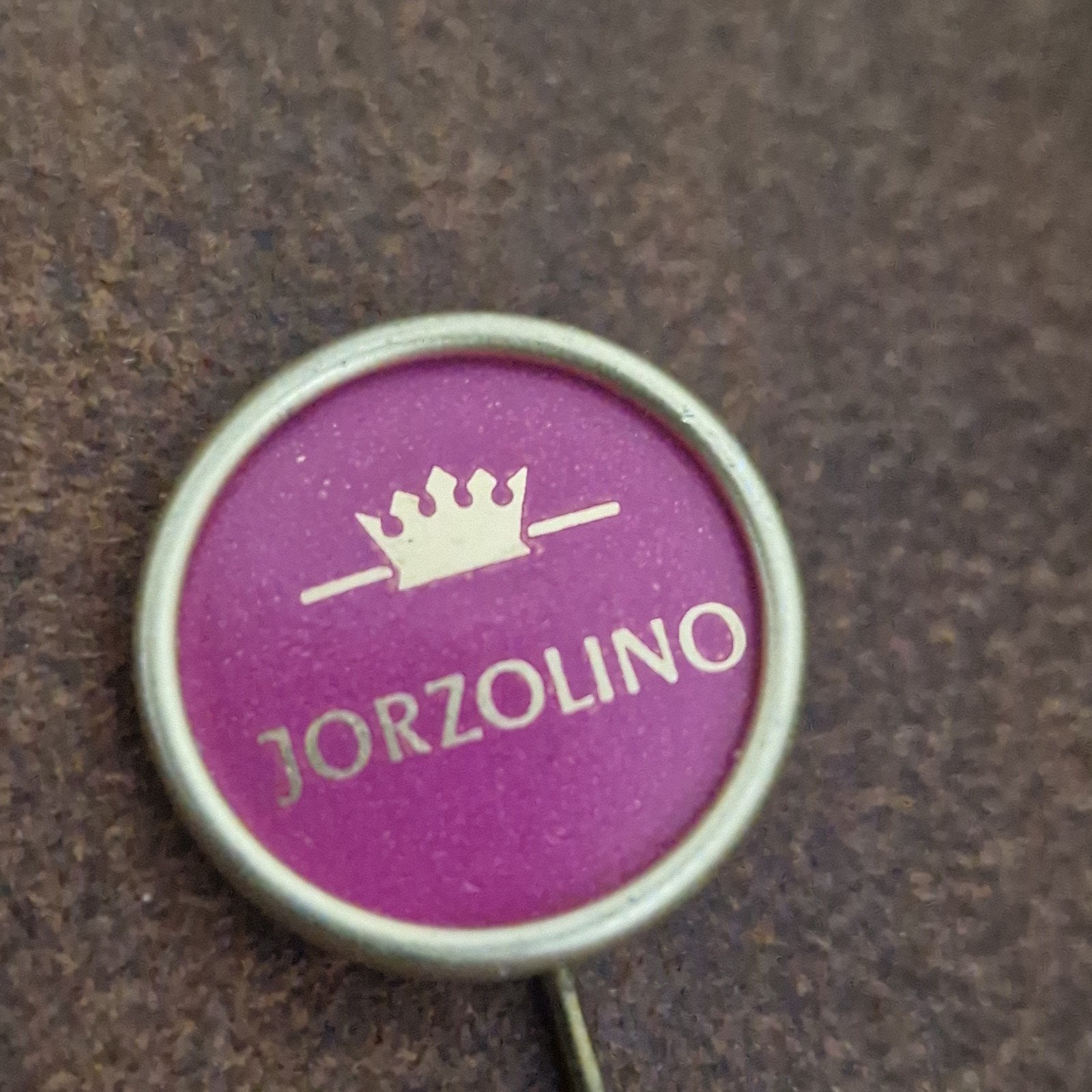 SPELDJE Jorzolino, Verzamelen, Speldjes, Pins en Buttons, Ophalen, Zo goed als nieuw