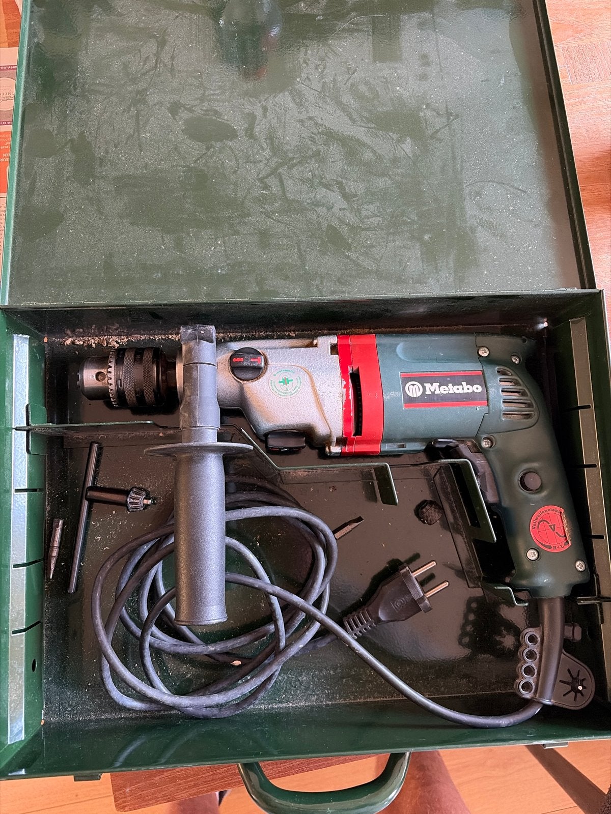 Metabo Klopboormachine Sb E 655/2 S R+L - 705W, Klopboormechanisme, Ophalen, Boormachine, Gebruikt