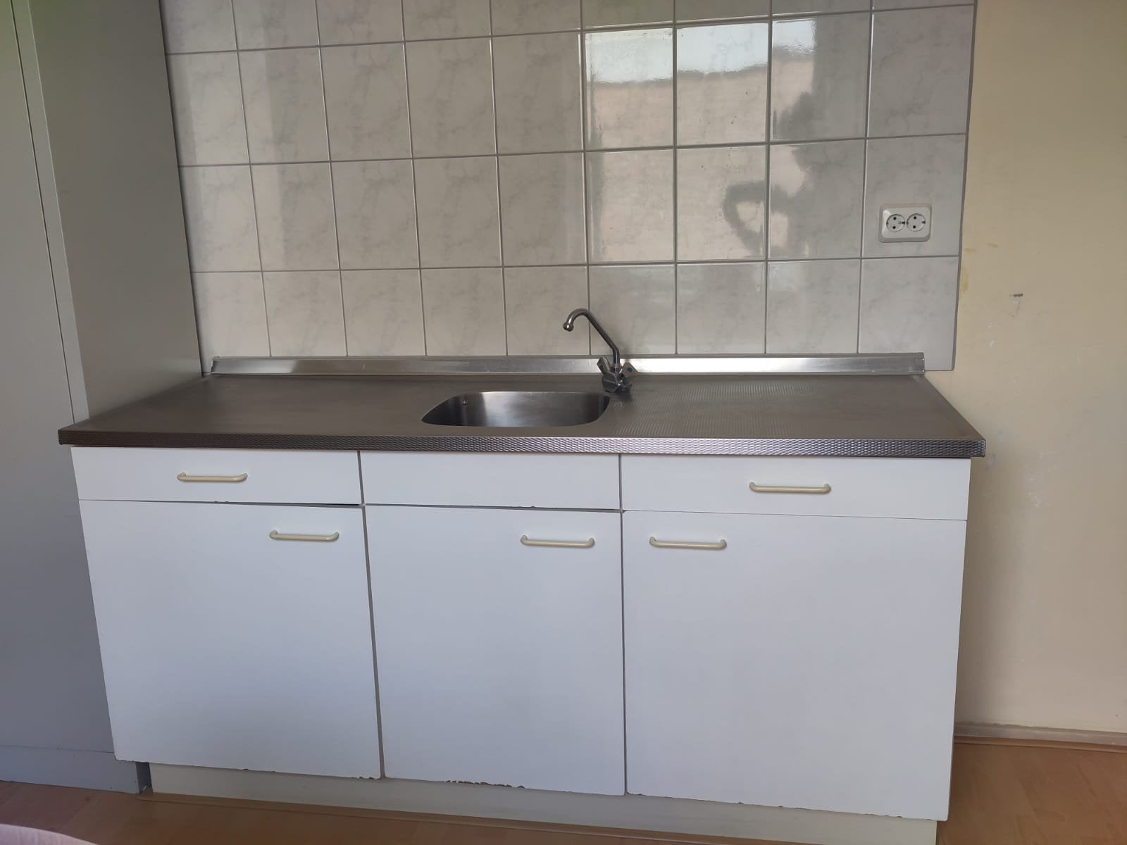 keuken/ noodkeuken/ keukenblok, Ophalen, Gebruikt, Wit, Enkelwandige keuken