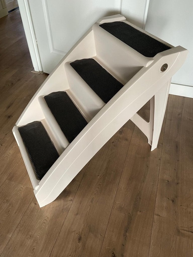 Hondentrapje, Dieren en Toebehoren, Honden-accessoires, Overige merken, Ophalen, Nieuw, Hondentrap