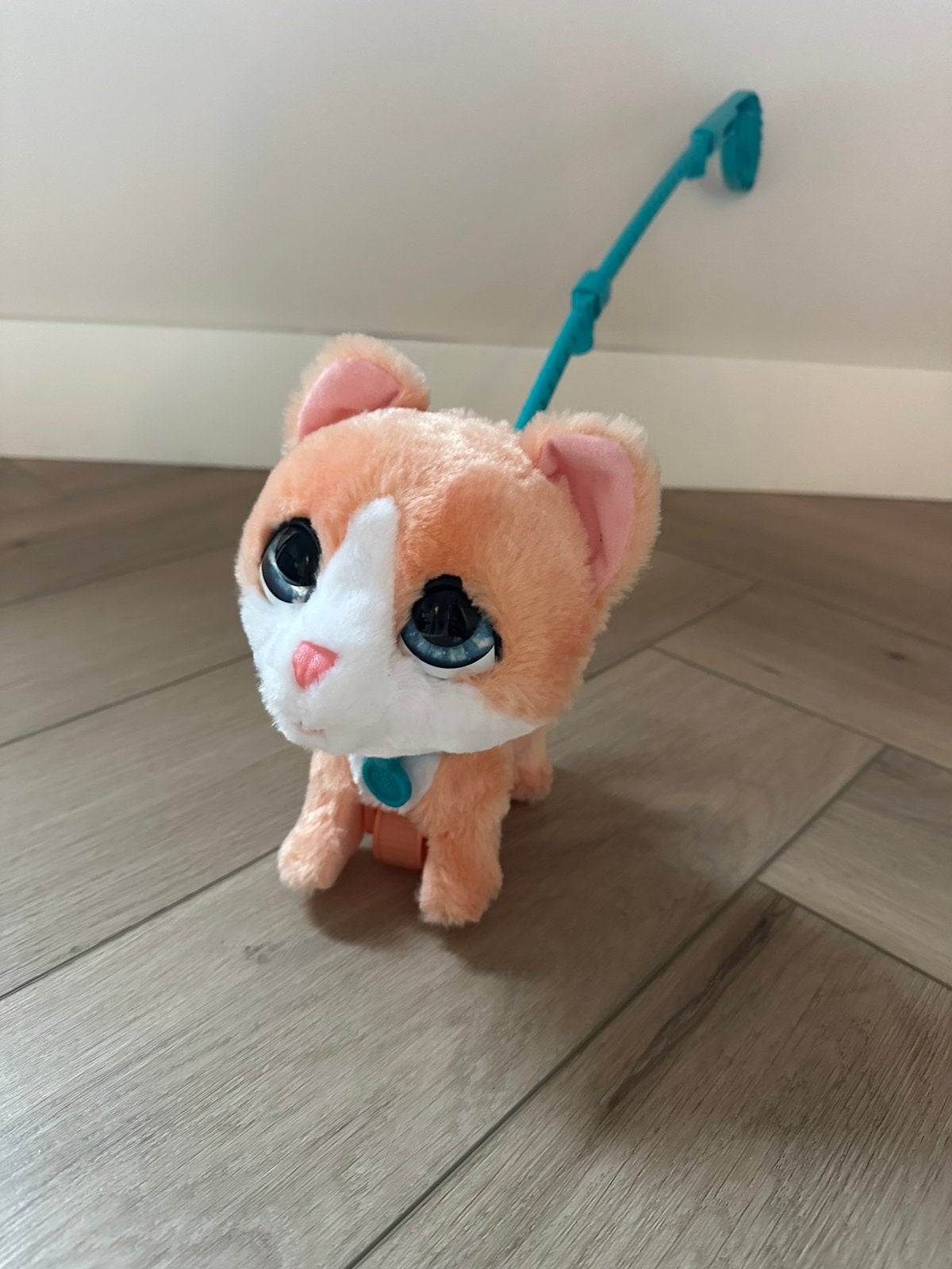 NIEUW! Poesje van Furreal Friends walkalots., Ophalen of Verzenden, Zo goed als nieuw