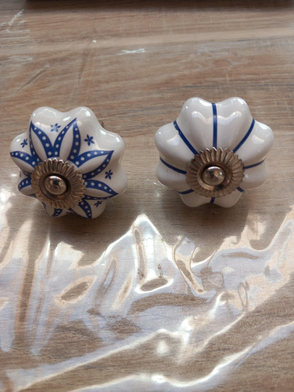 4x Keramische Kastknoppen - Blauw/Wit Bloemmotief, Blauw, Overige stijlen, Ophalen of Verzenden, Zo goed als nieuw