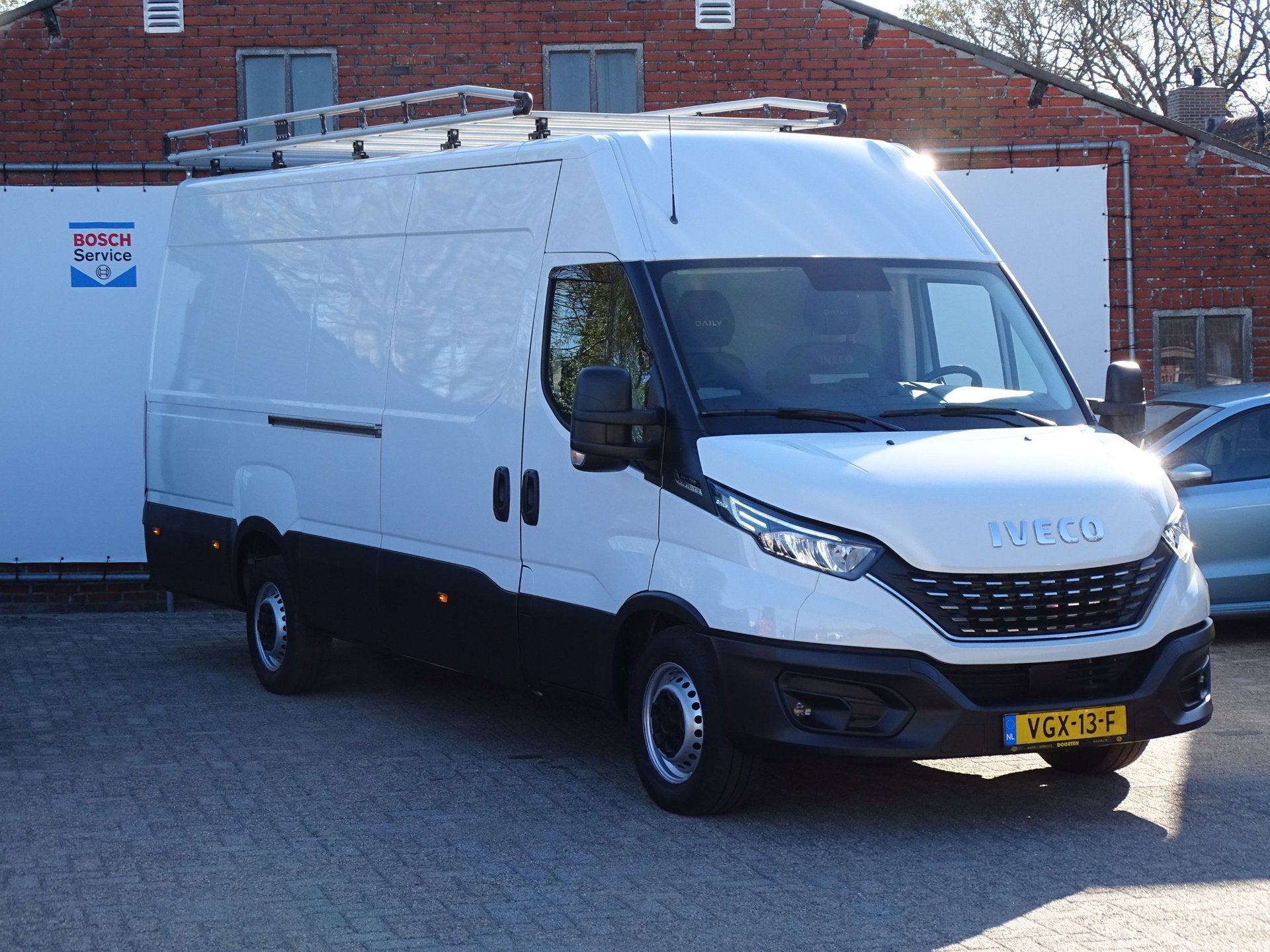 Iveco Daily 35S14V 2.3 410 H3, Auto's, Gebruikt, Iveco, Wit, Origineel Nederlands
