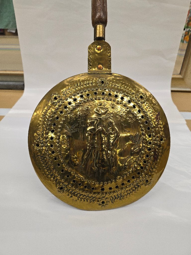 antieke bedpan, Ophalen, Koper