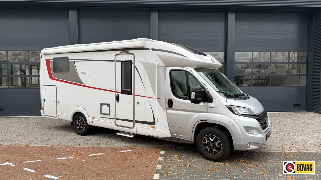 Bürstner Lyseo Privilege TD 734 Queensbed + Hefbed, Fiat, Bedrijf, Koelkast, Bürstner