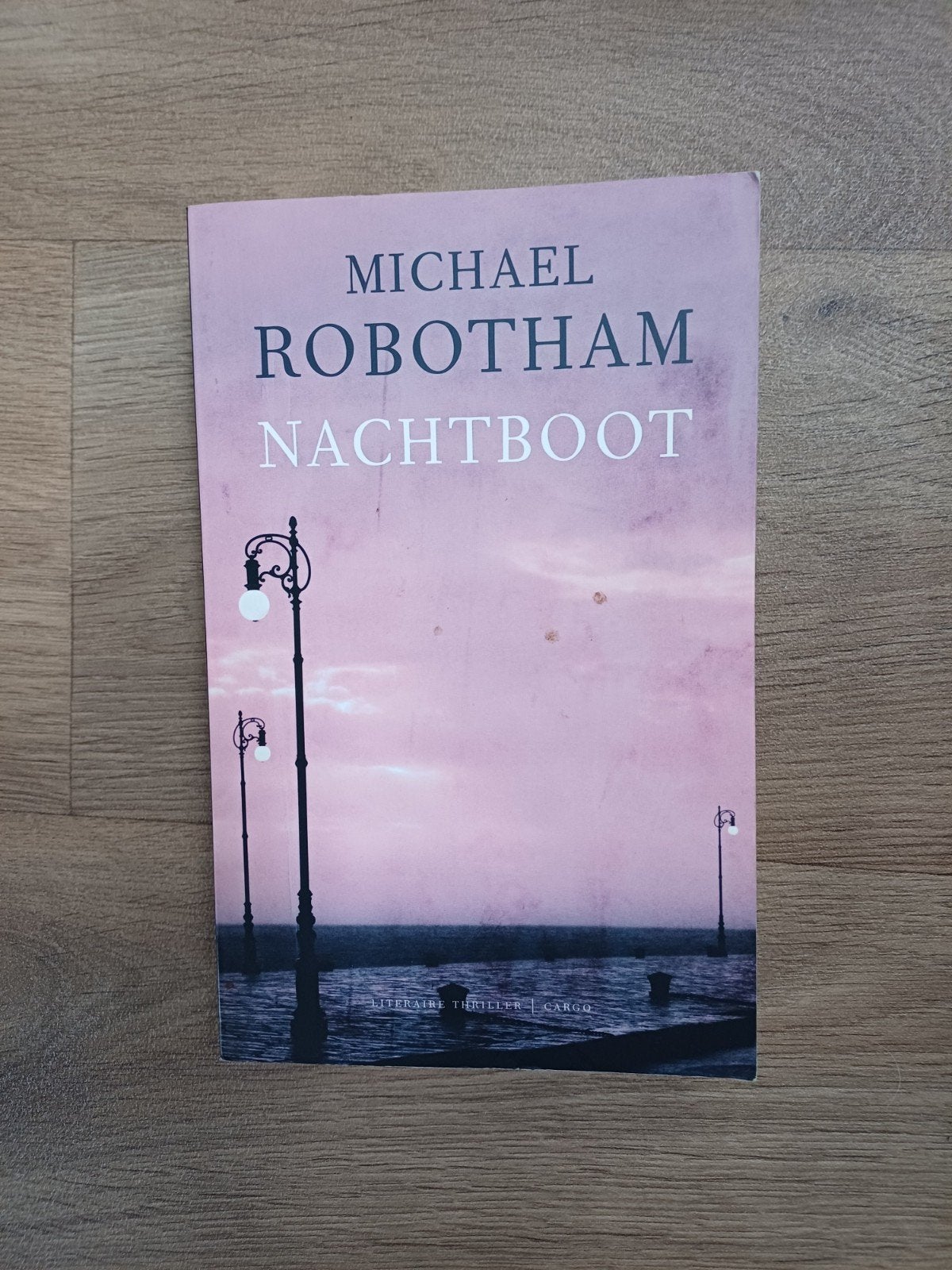 Michael Robotham - Nachtboot (Literaire thriller), Boeken, Ophalen of Verzenden, Zo goed als nieuw, Michael Robotham, Wereld overig