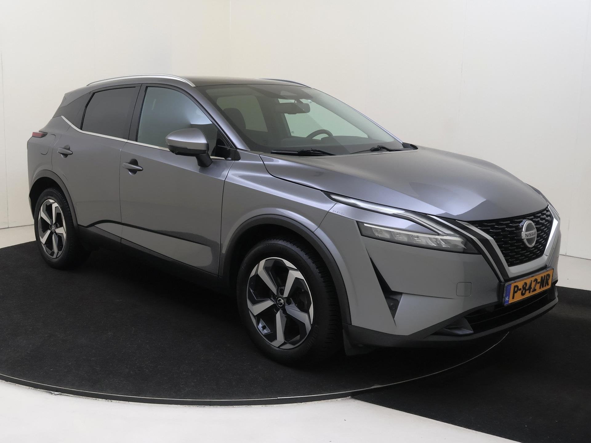 Nissan Qashqai 1.3 MHEV Premiere Edition |BTW | Navigatie 36, Auto's, Voorwielaandrijving, 1304 kg, Stof, Gebruikt