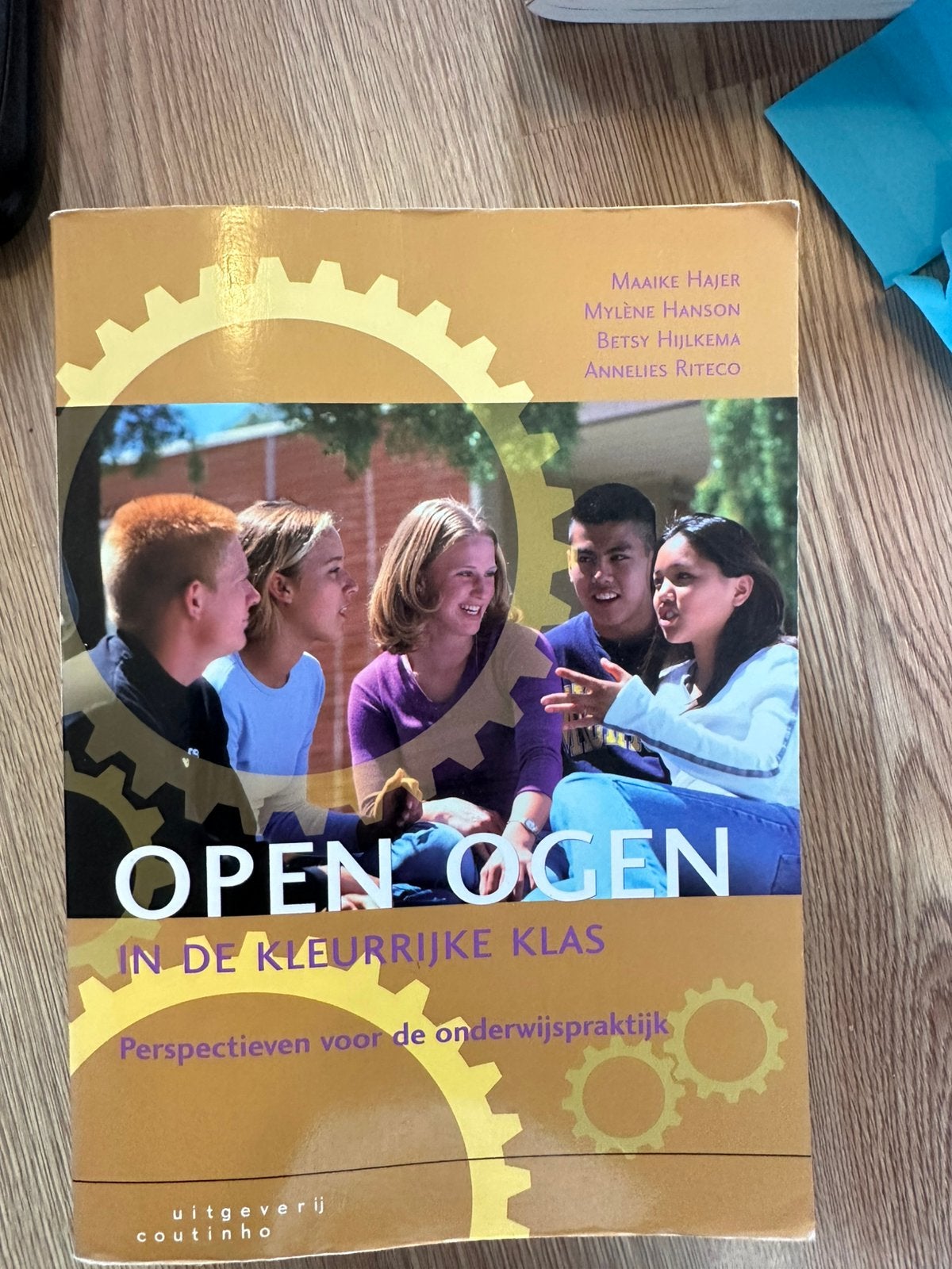Open ogen in de kleurrijke klas, Ophalen of Verzenden, Zo goed als nieuw